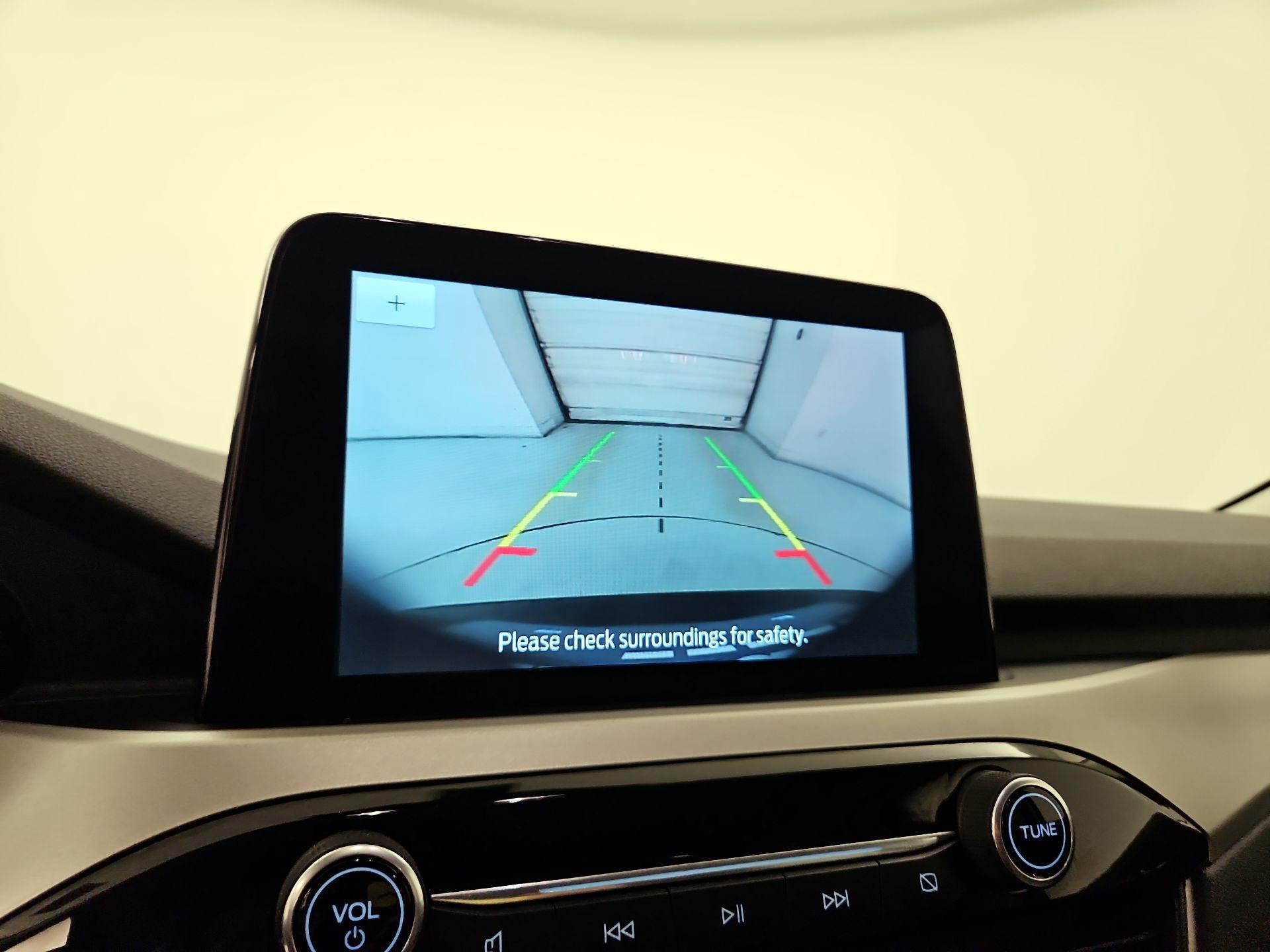 Thumbnail: 2021 Ford Escape - 14