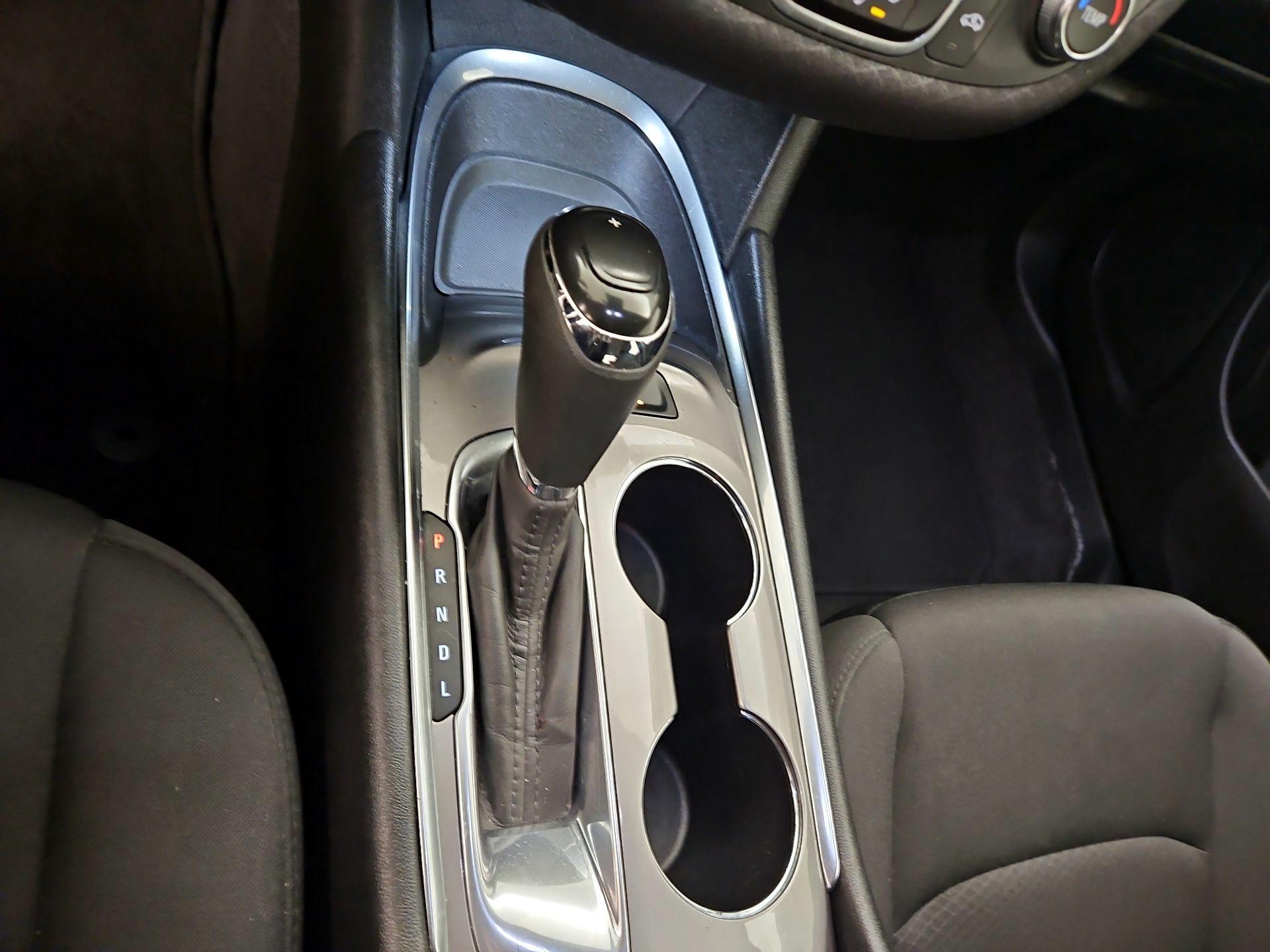 Thumbnail: 2020 Chevrolet Malibu - 17