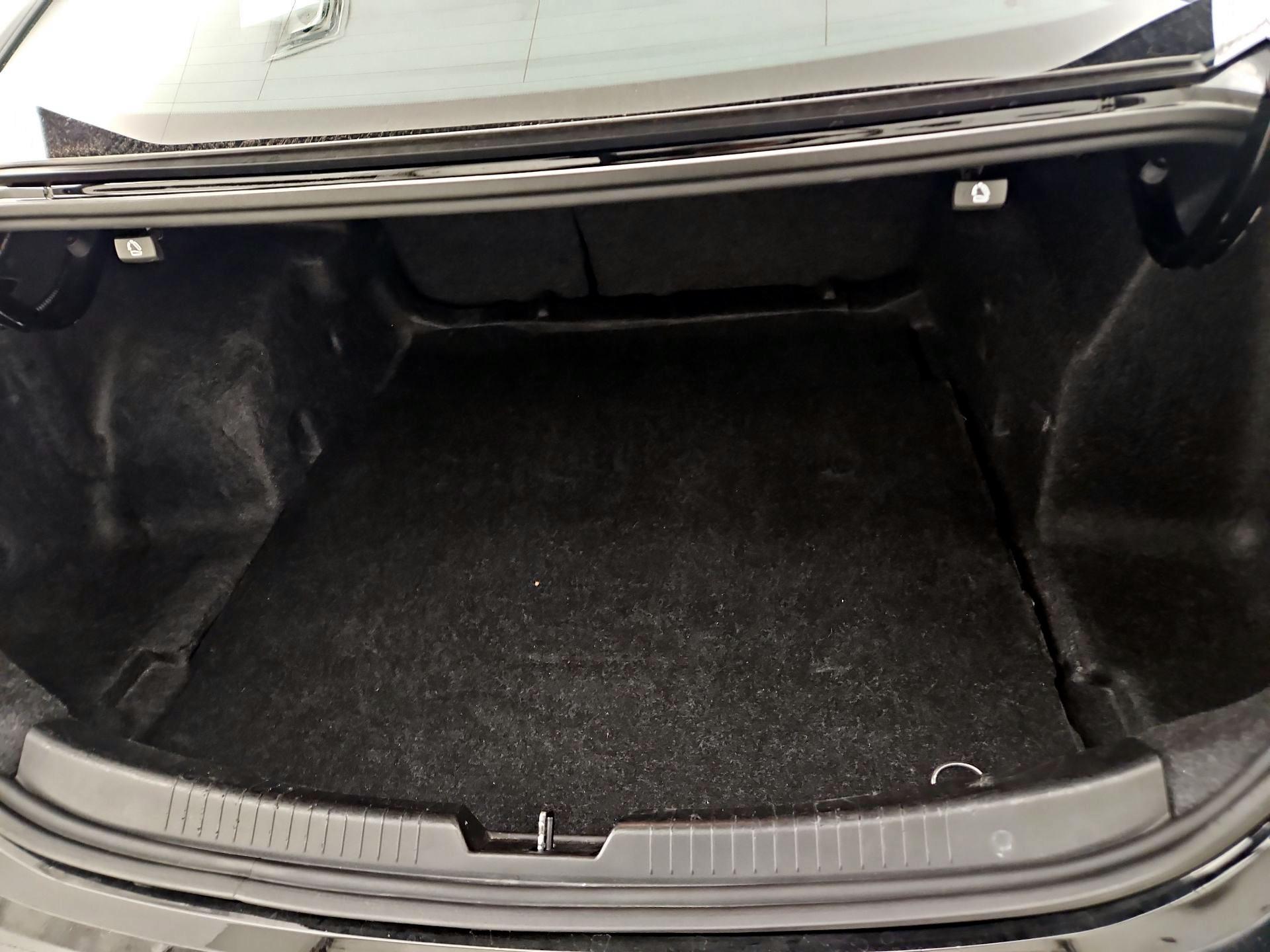 Thumbnail: 2020 Chevrolet Malibu - 20