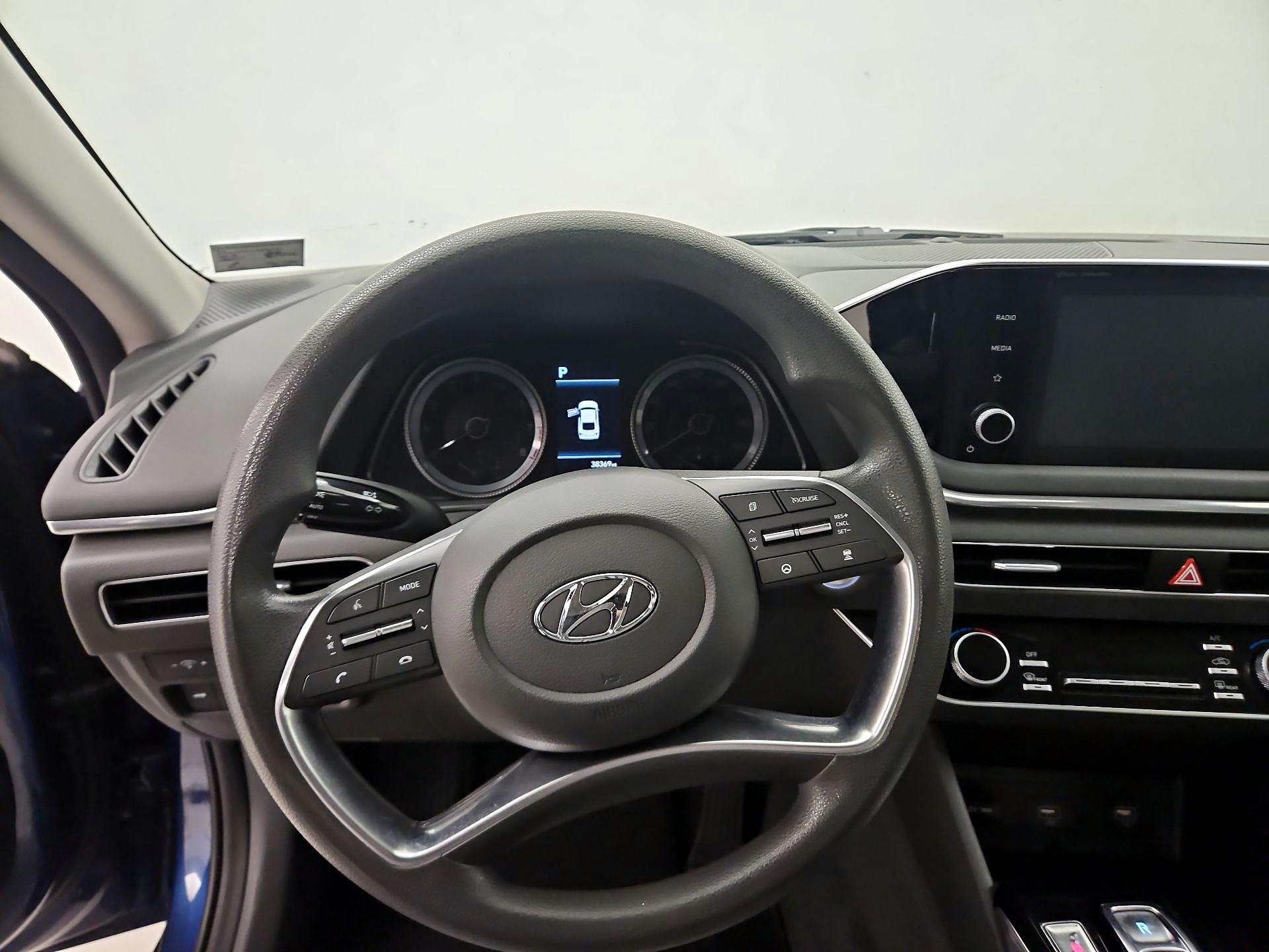 Thumbnail: 2020 Hyundai Sonata - 10