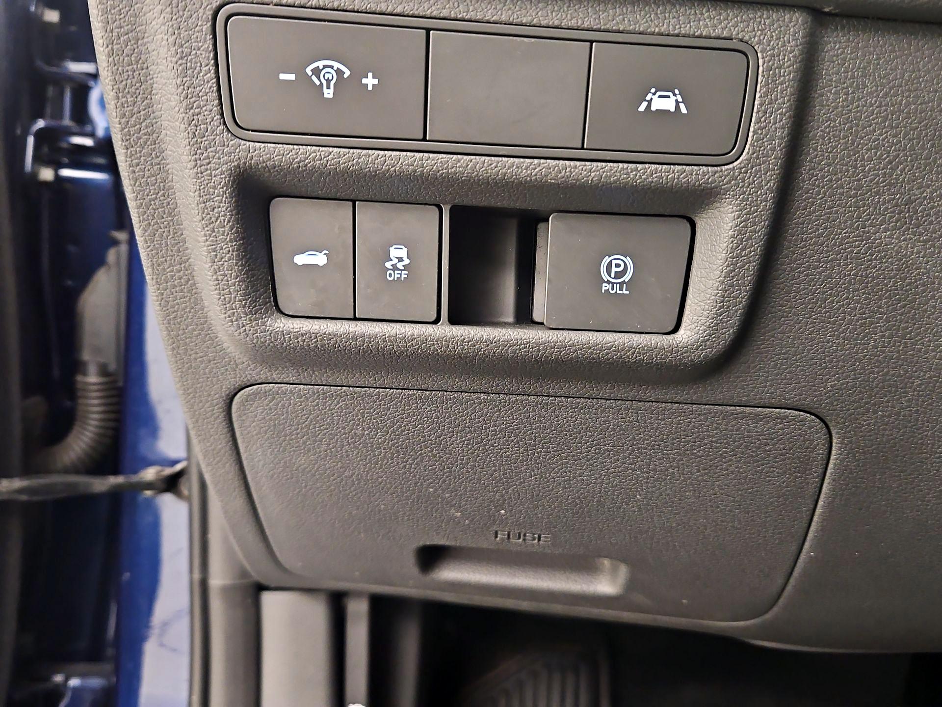 Thumbnail: 2020 Hyundai Sonata - 13