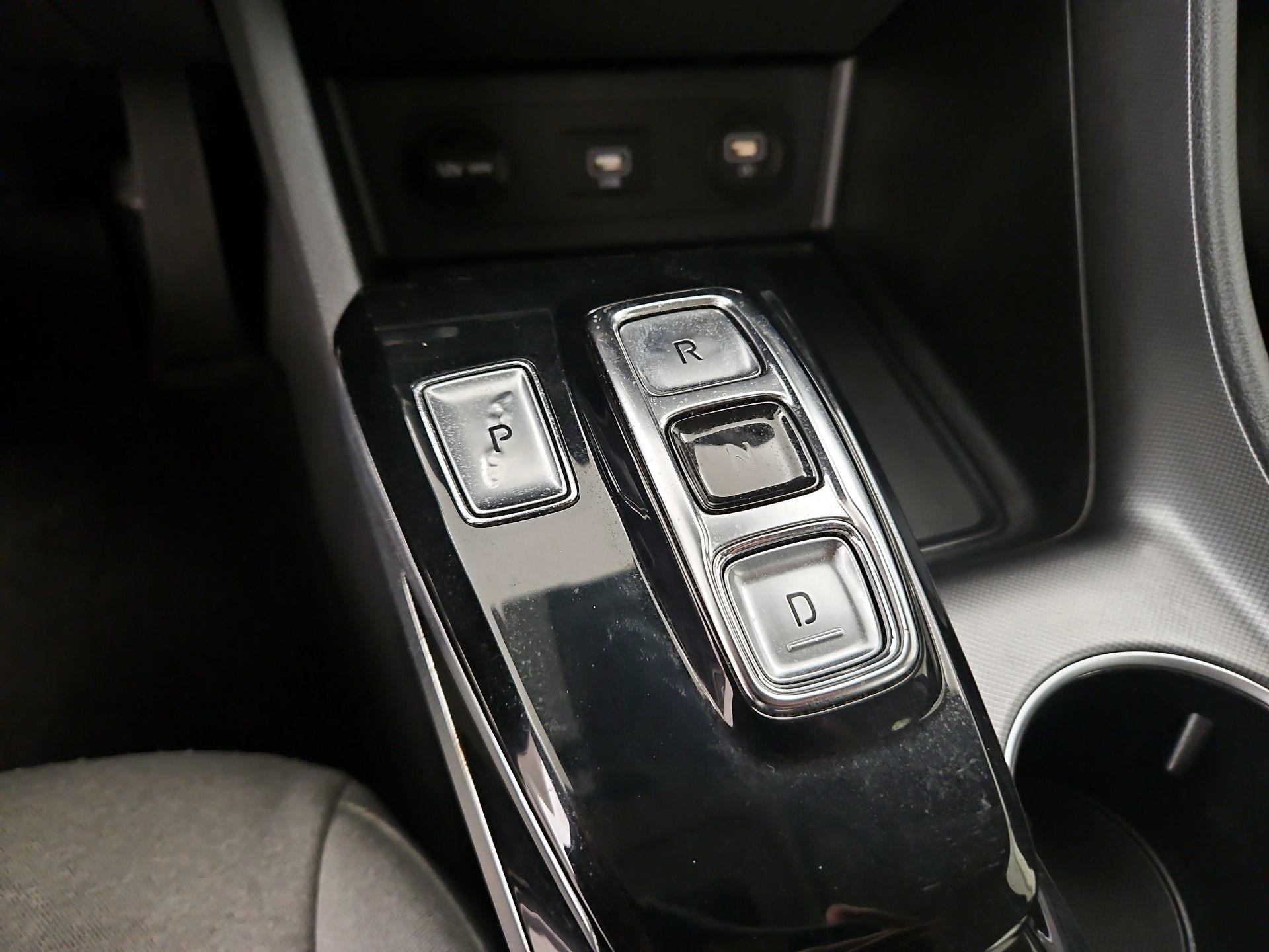 Thumbnail: 2020 Hyundai Sonata - 17