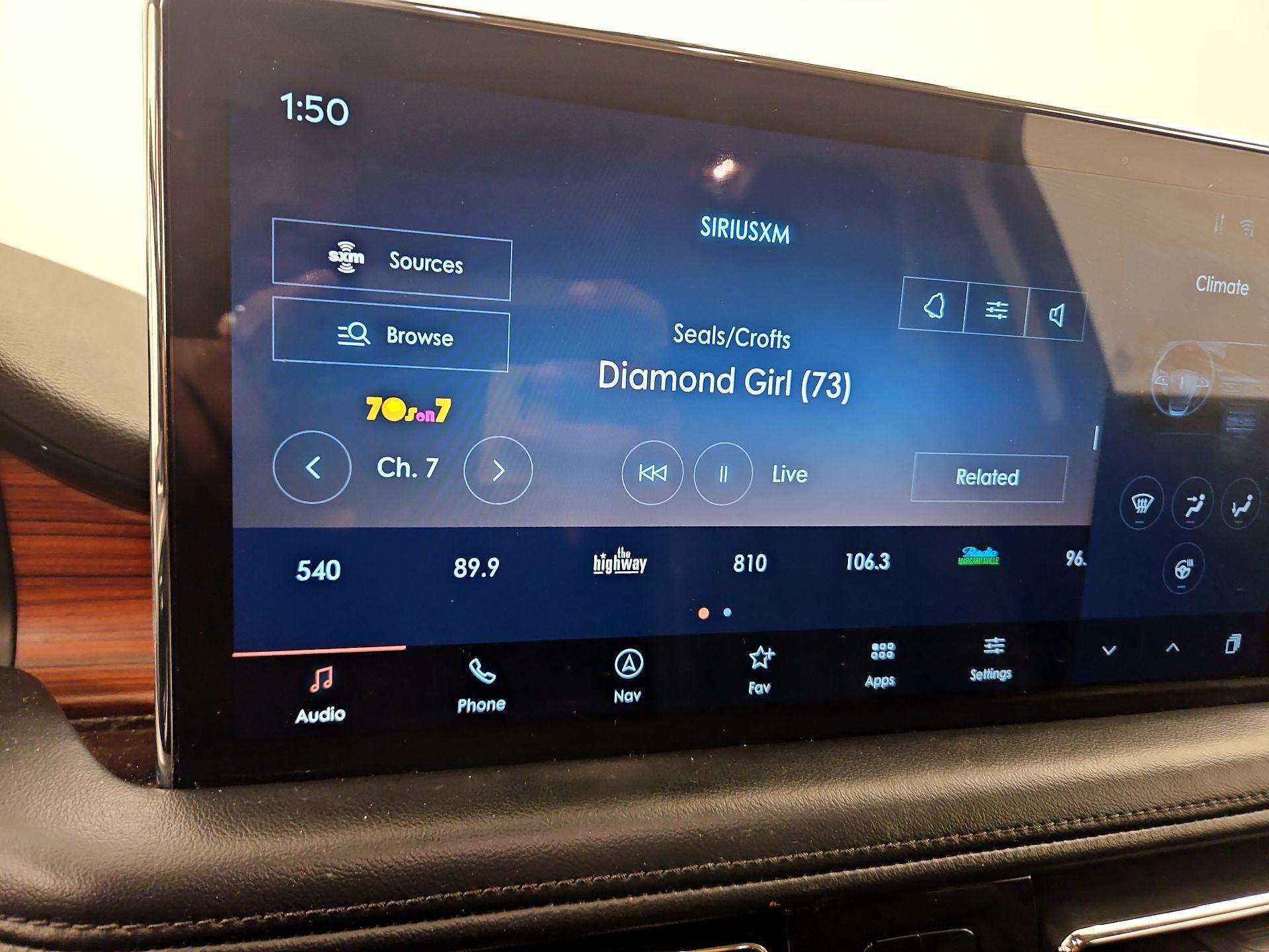 Thumbnail: 2021 Lincoln Nautilus - 16