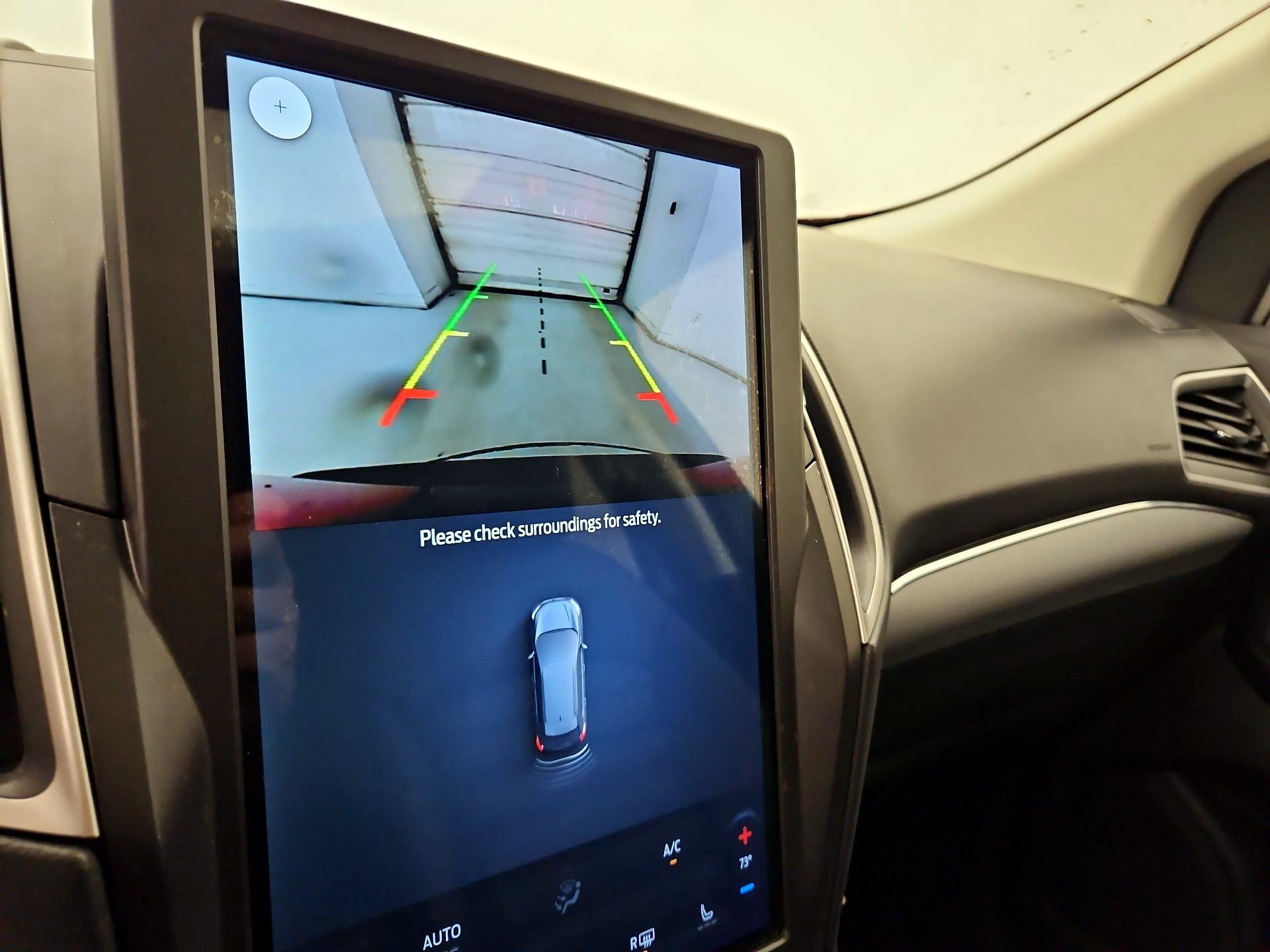 Thumbnail: 2021 Ford Edge - 15