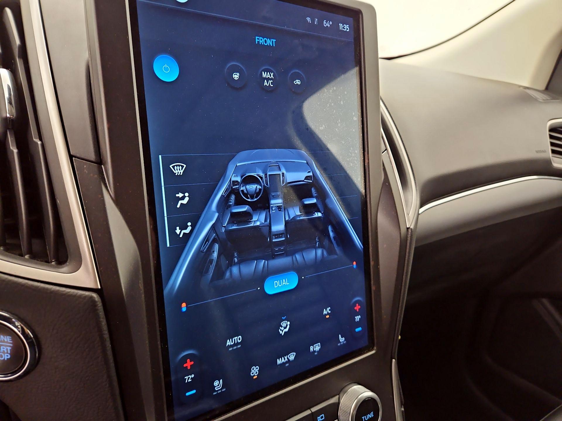 Thumbnail: 2021 Ford Edge - 17