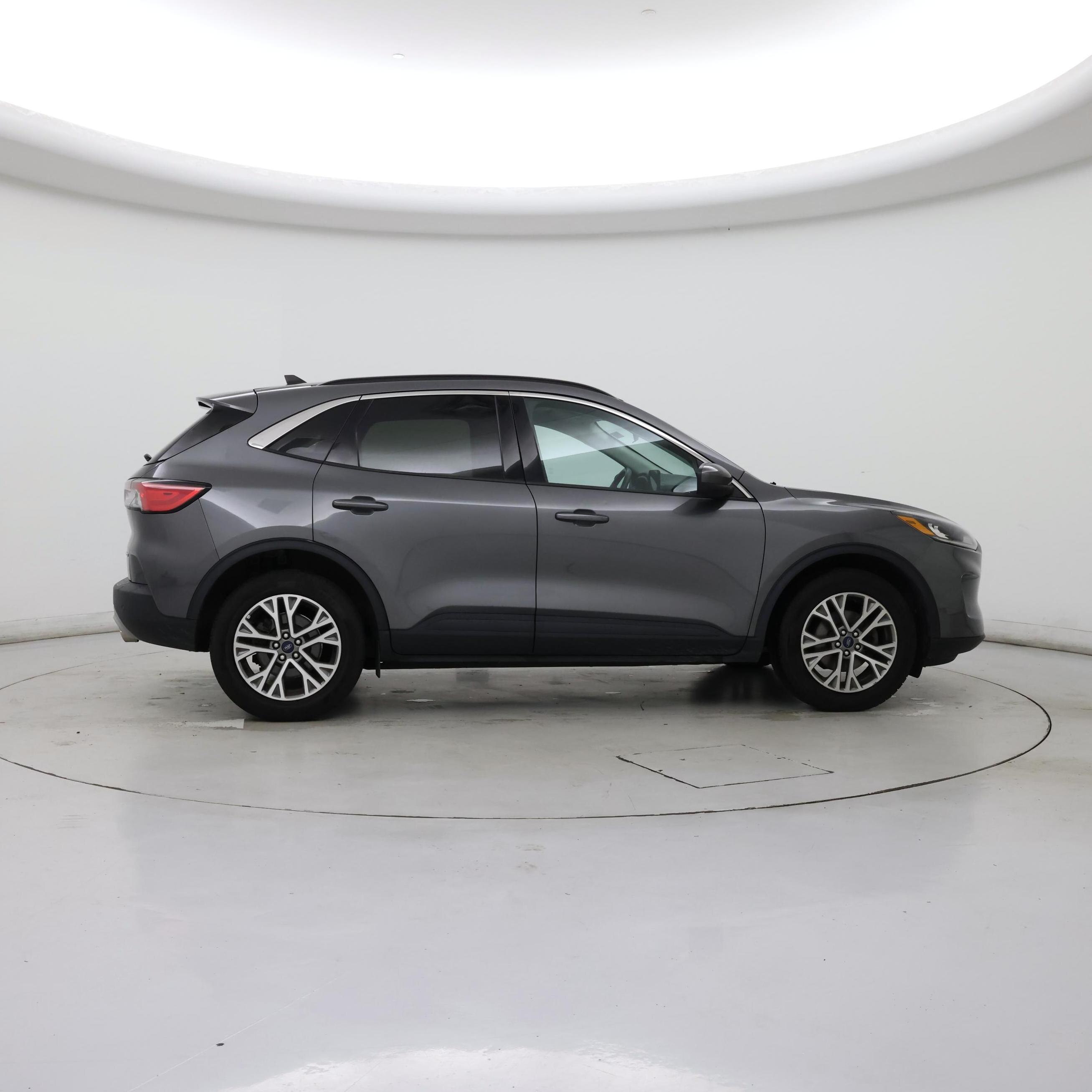 Thumbnail: 2021 Ford Escape - 7