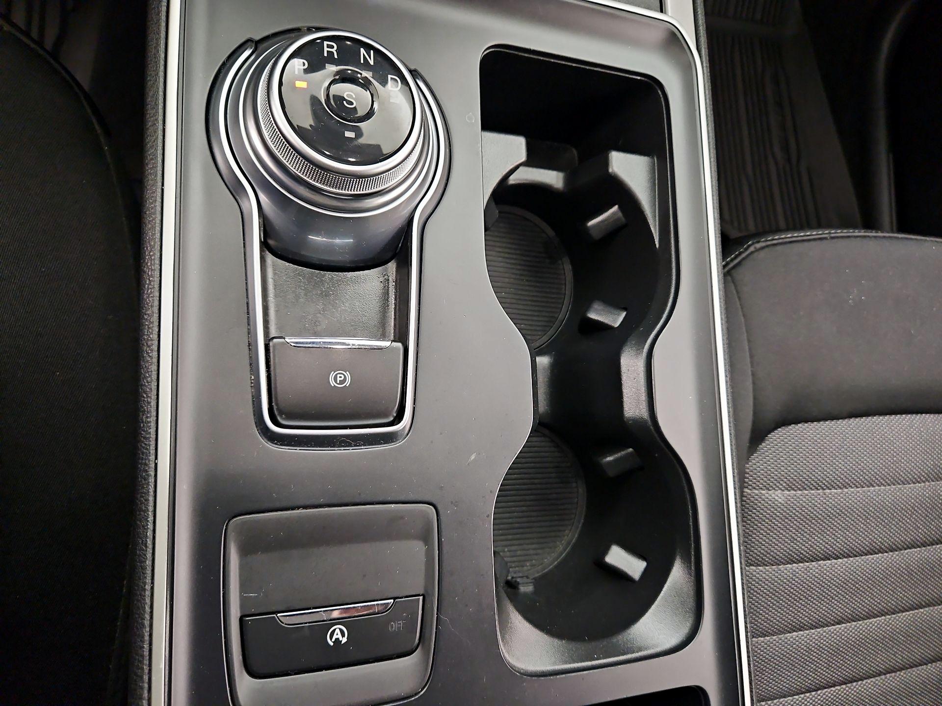 Thumbnail: 2022 Ford Edge - 17