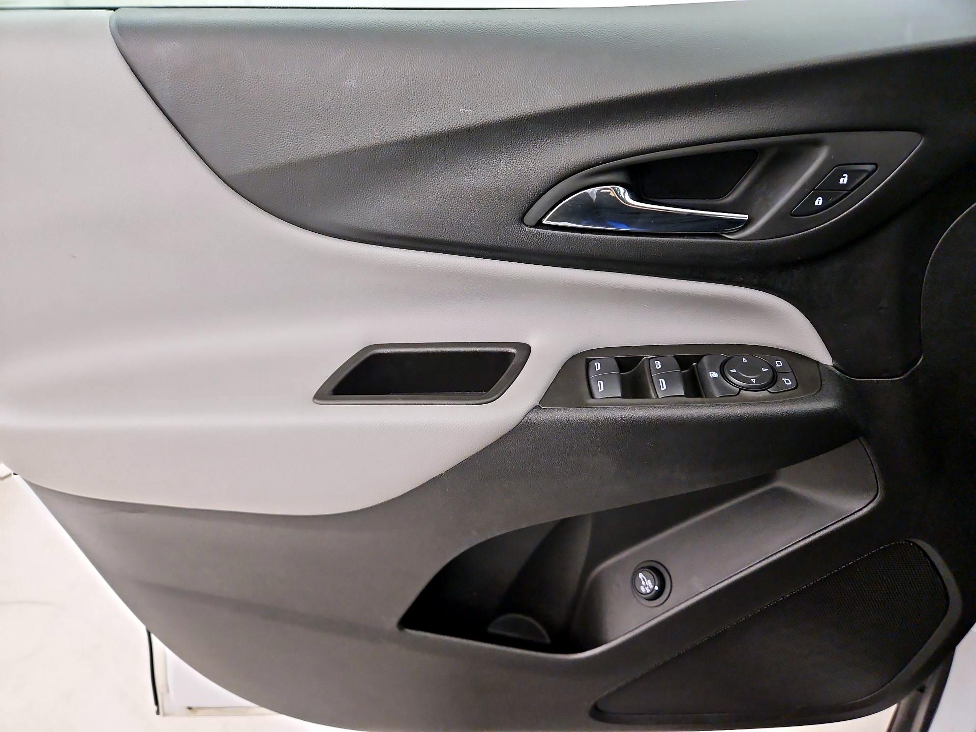 Thumbnail: 2023 Chevrolet Equinox - 12