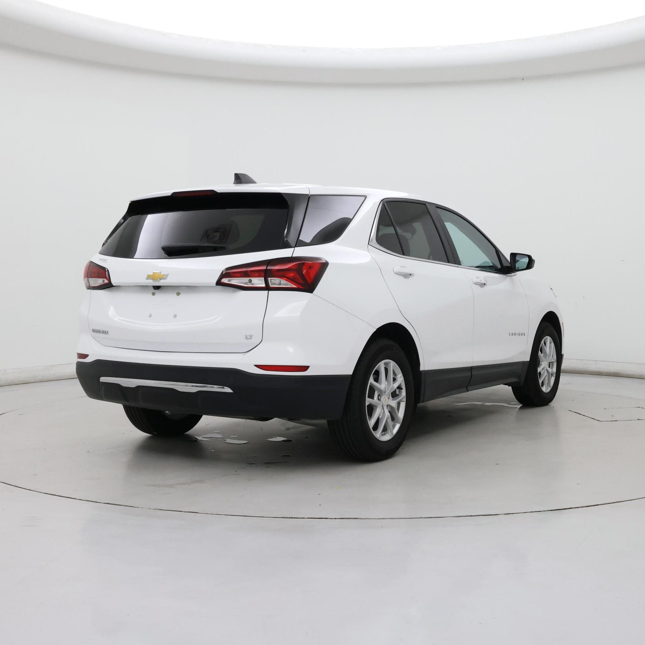 Thumbnail: 2023 Chevrolet Equinox - 8