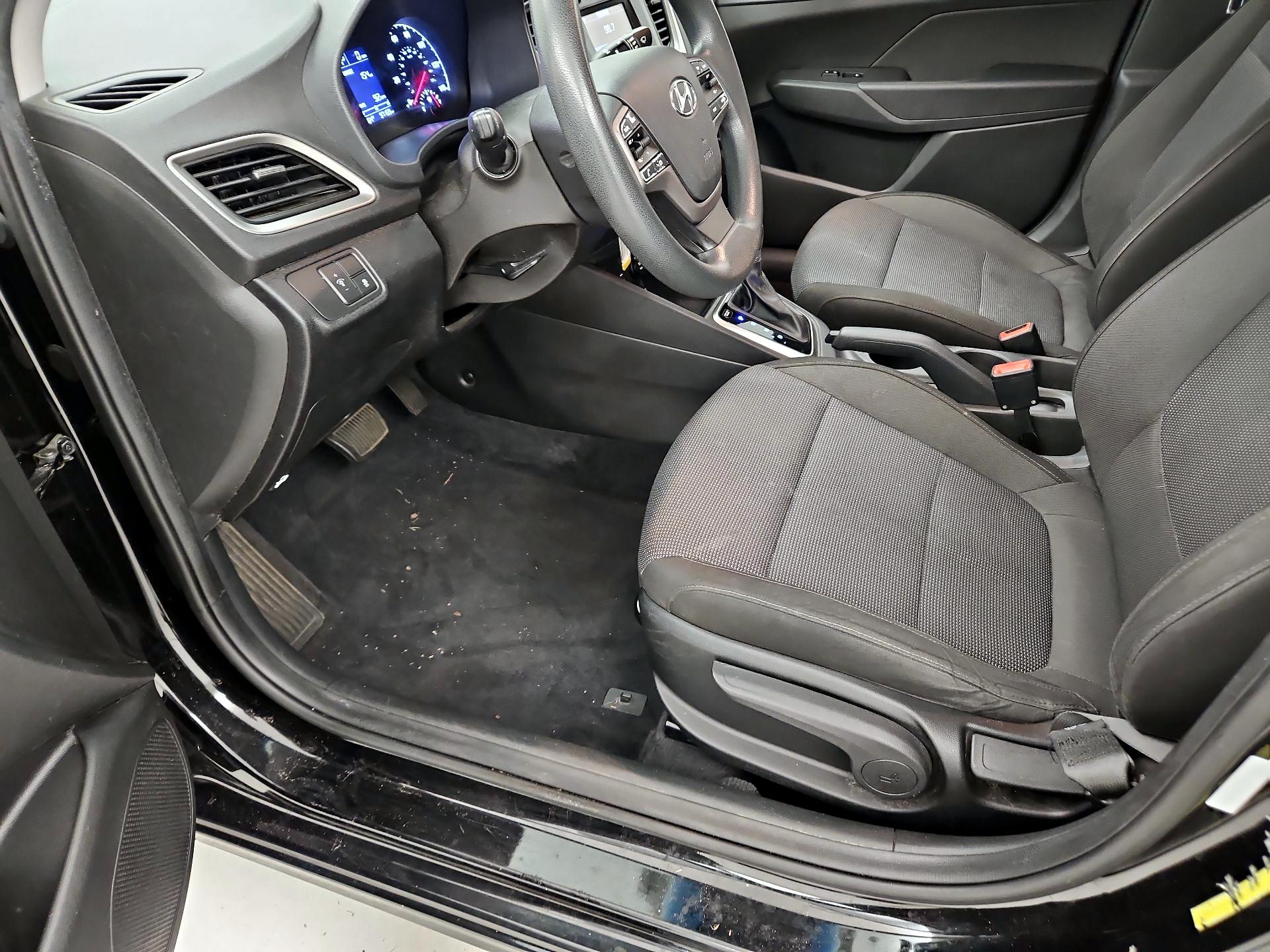 Thumbnail: 2018 Hyundai Accent - 11