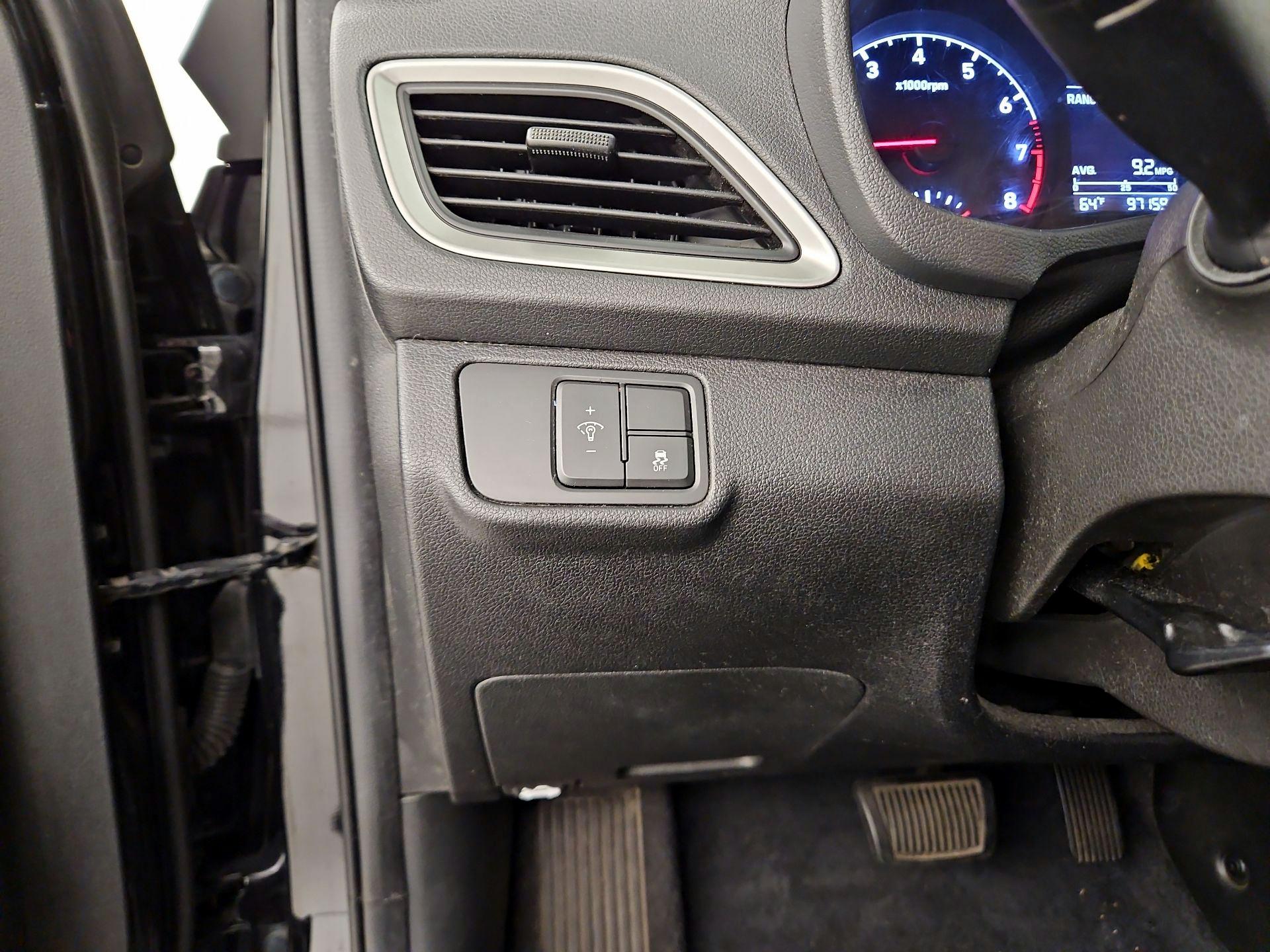 Thumbnail: 2018 Hyundai Accent - 13