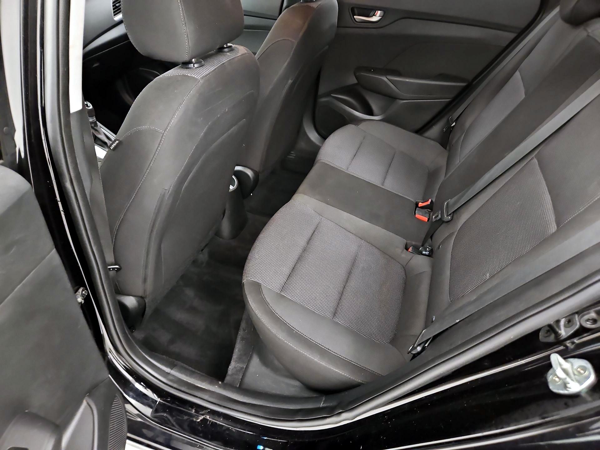 Thumbnail: 2018 Hyundai Accent - 19