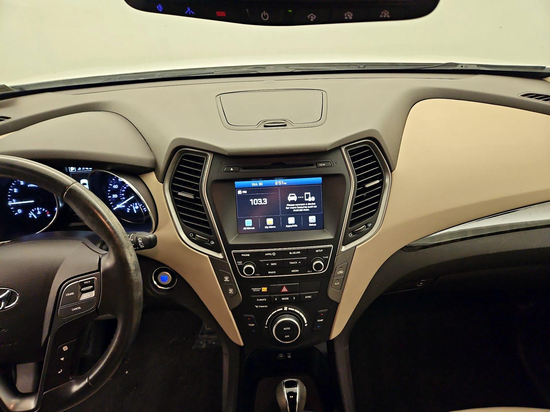 Thumbnail: 2017 Hyundai Santa Fe - 9