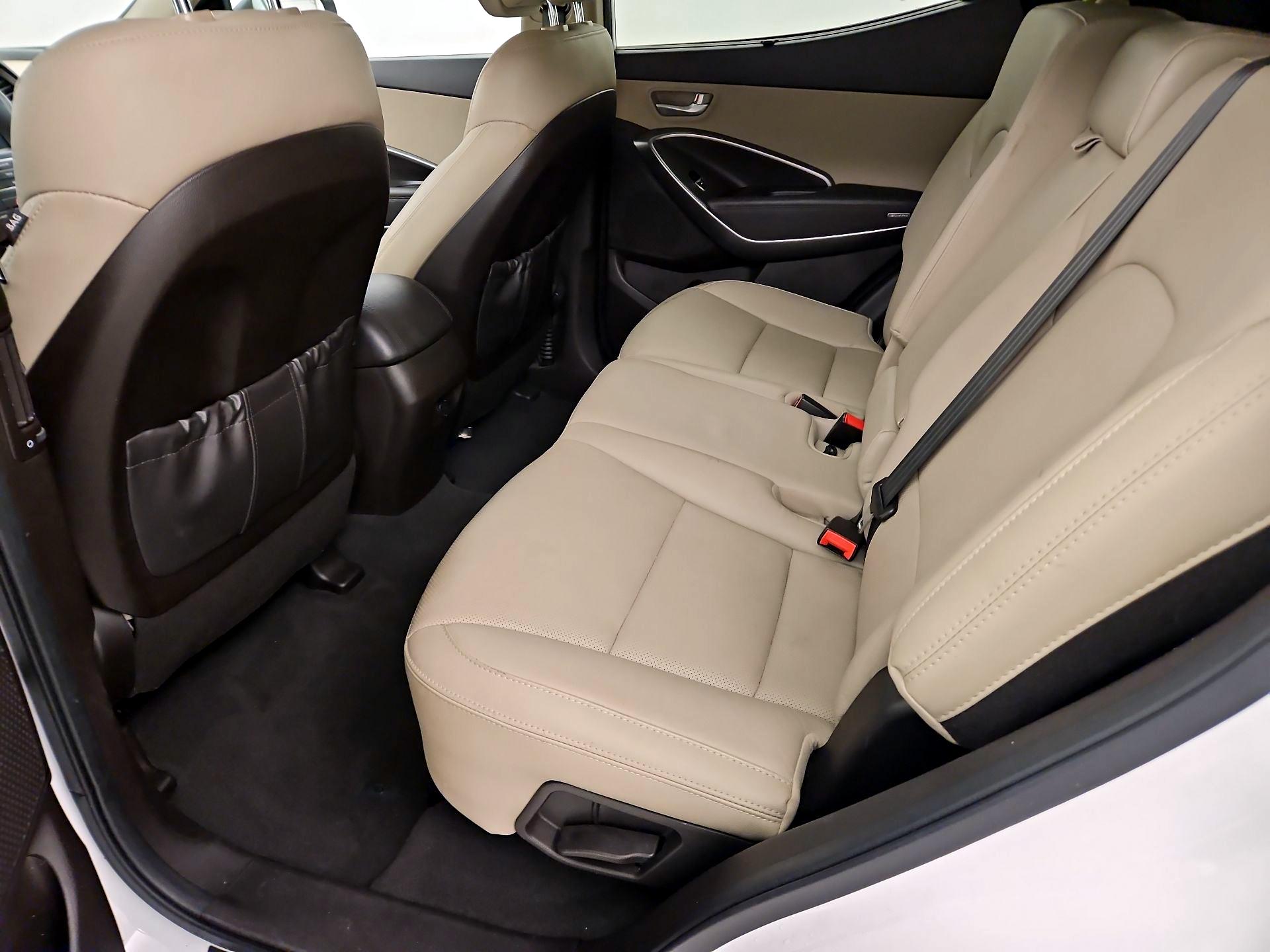 Thumbnail: 2017 Hyundai Santa Fe - 19