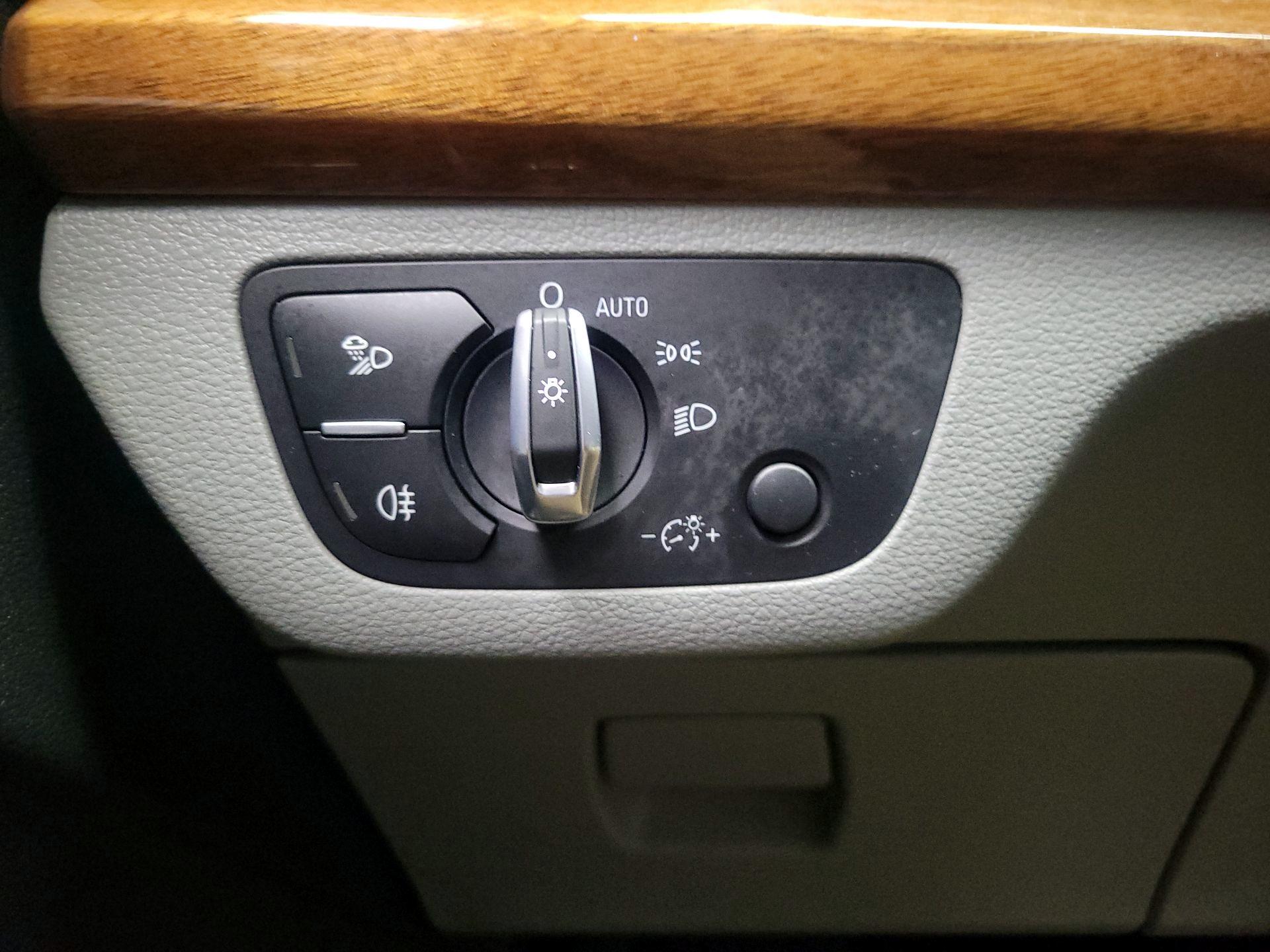 Thumbnail: 2023 Audi Q5 - 13