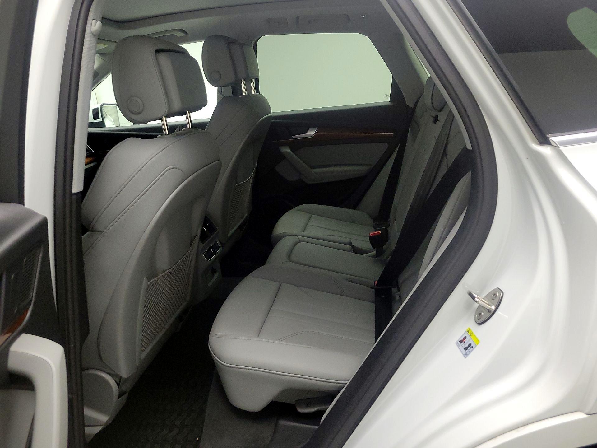 Thumbnail: 2023 Audi Q5 - 19