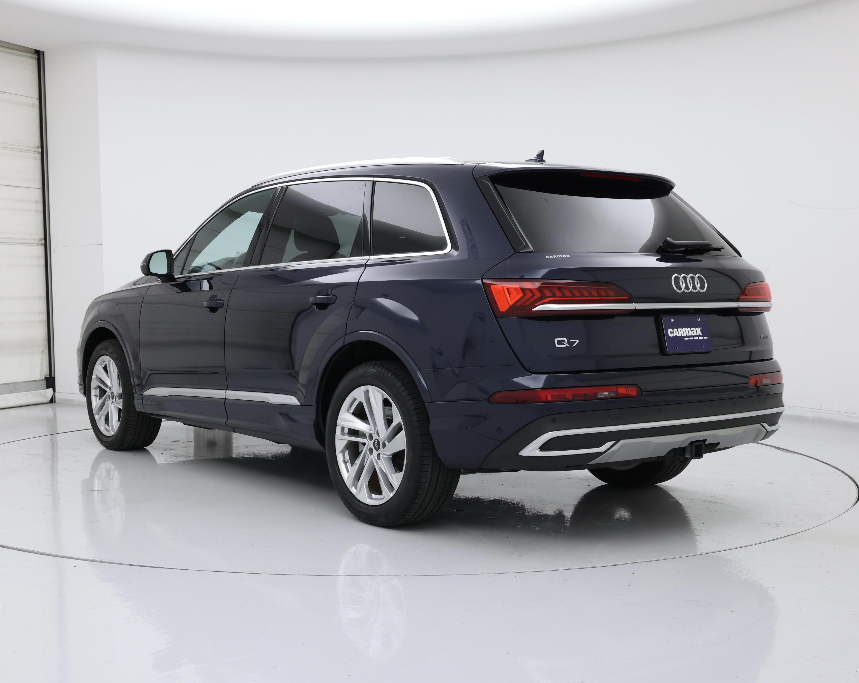 Thumbnail: 2023 Audi Q7 - 2