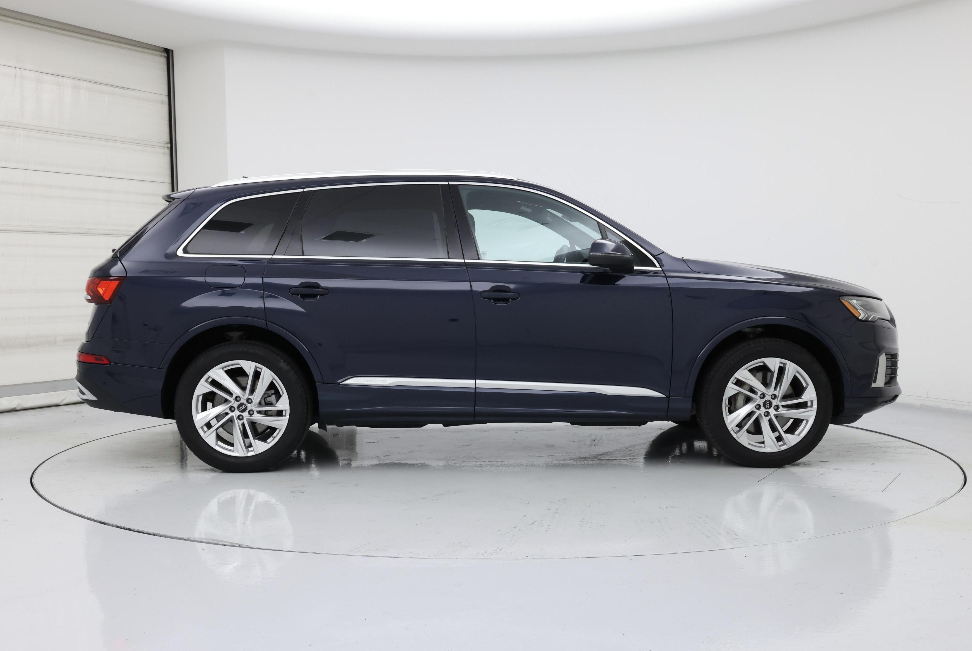 Thumbnail: 2023 Audi Q7 - 7