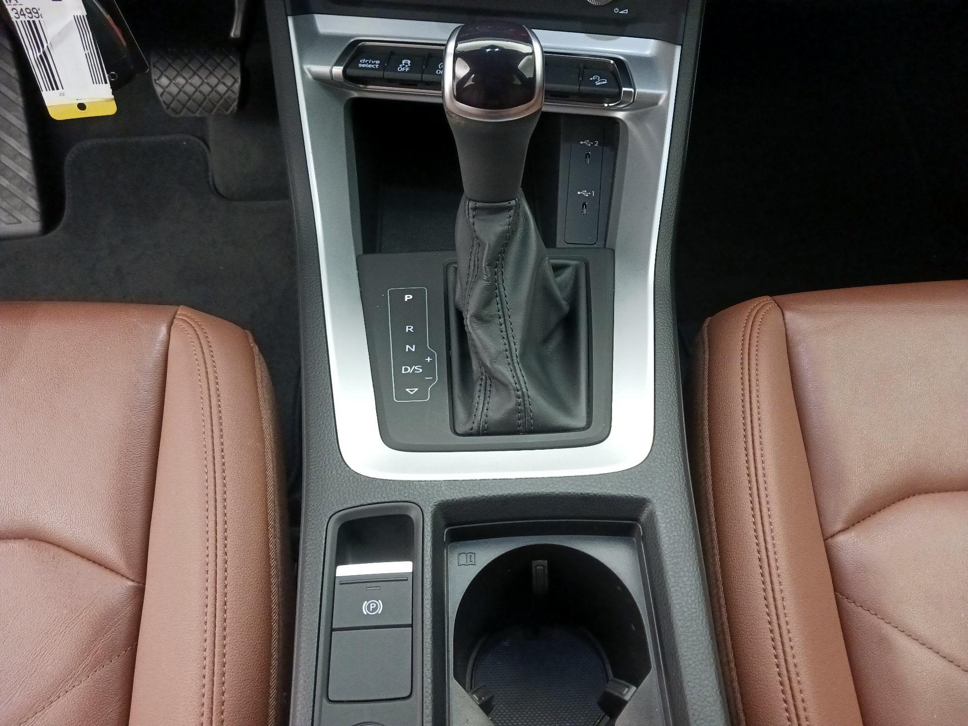 Thumbnail: 2022 Audi Q3 - 17