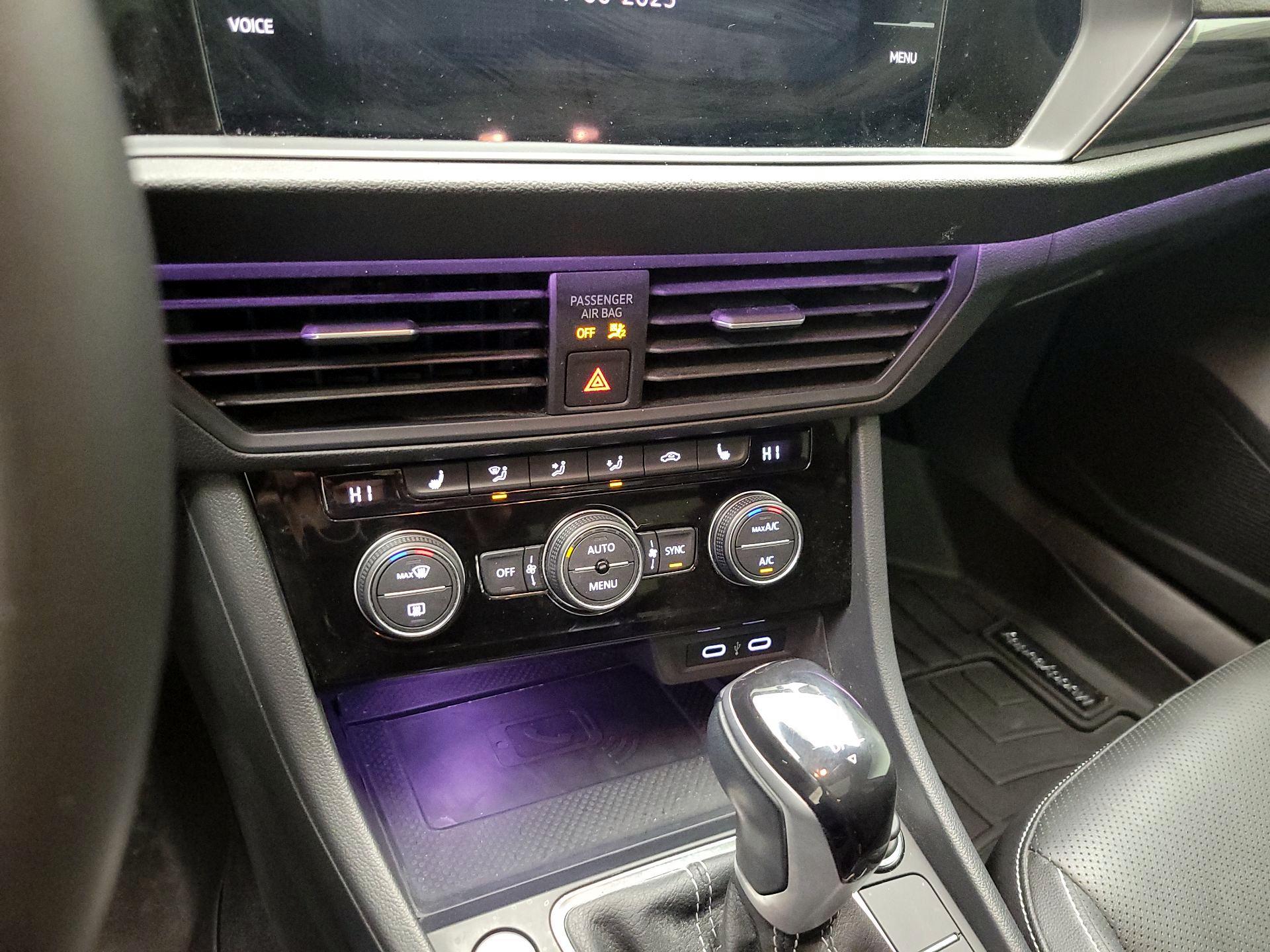 Thumbnail: 2023 Volkswagen Jetta - 15