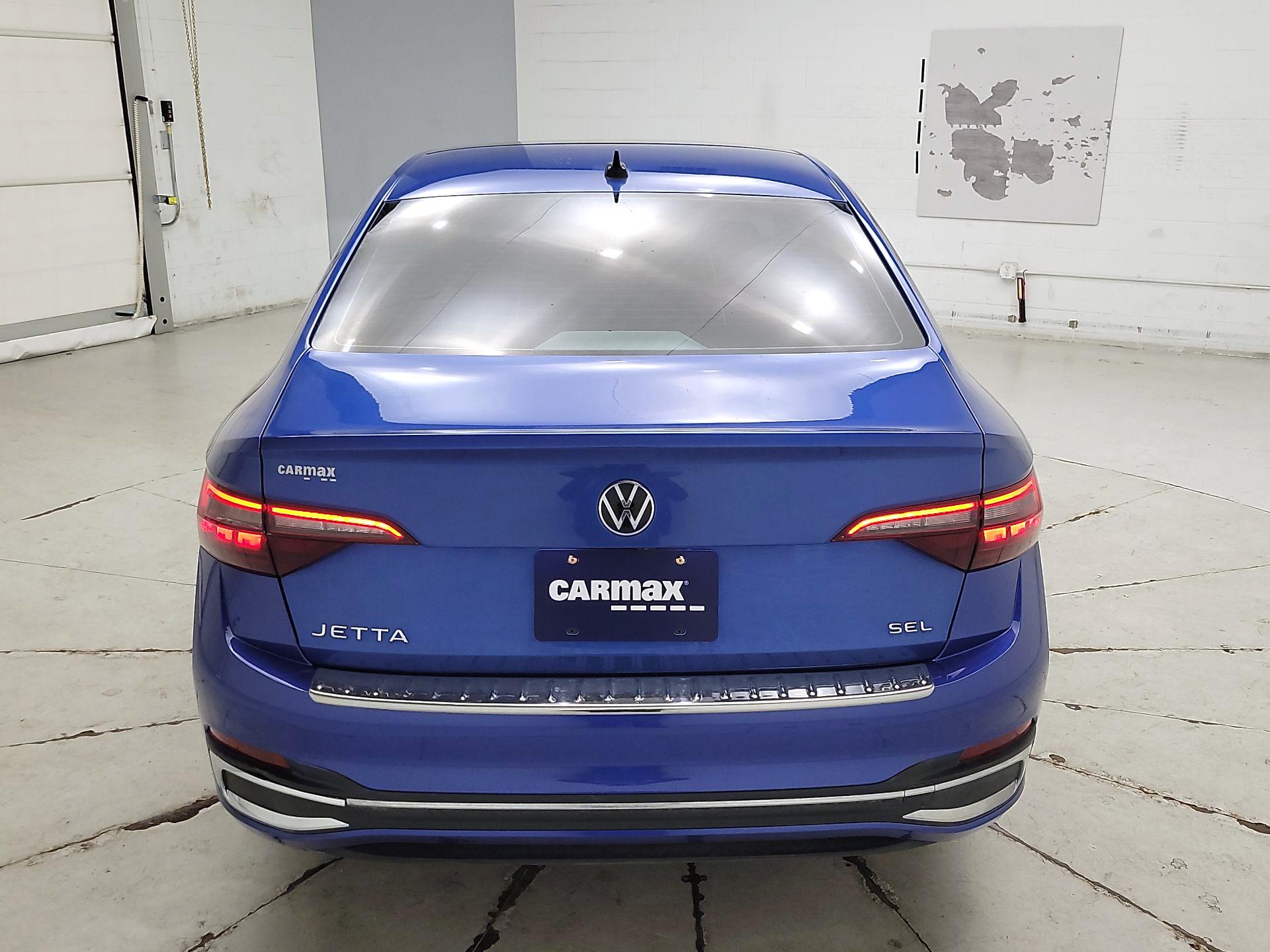 Thumbnail: 2023 Volkswagen Jetta - 6