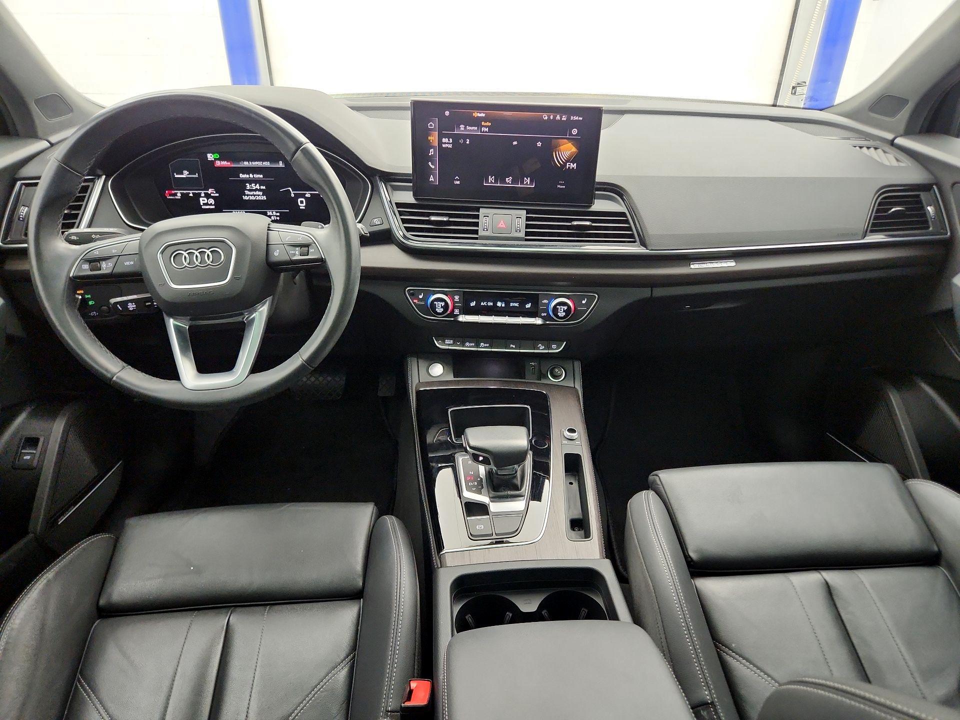 Thumbnail: 2023 Audi Q5 - 9