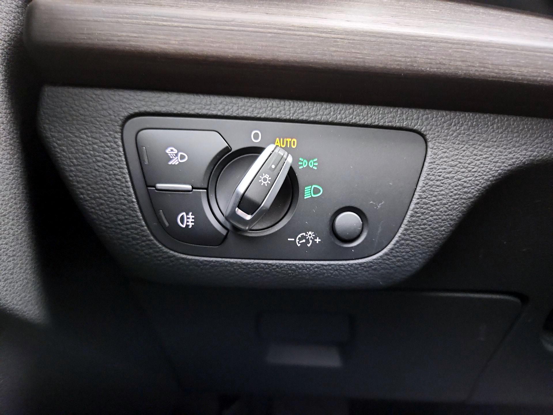 Thumbnail: 2023 Audi Q5 - 13