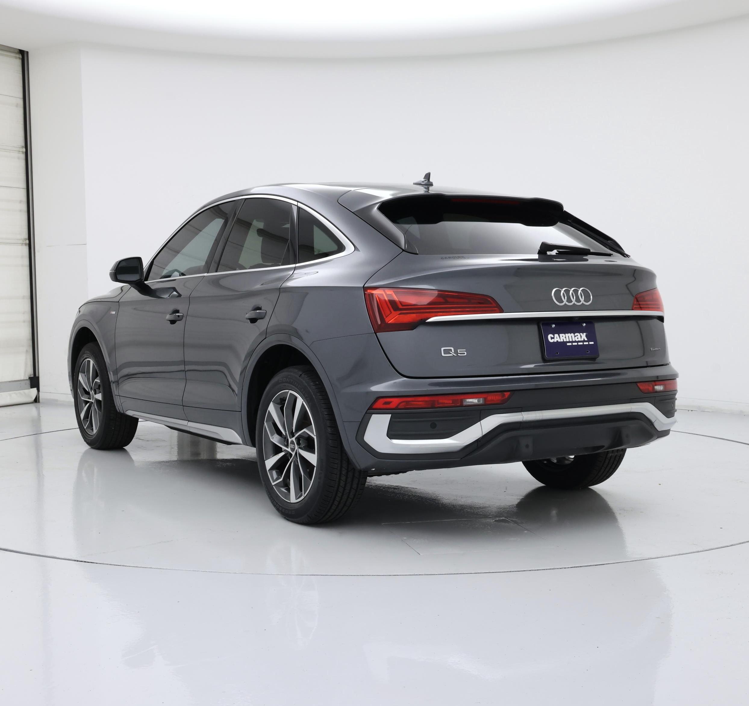 Thumbnail: 2023 Audi Q5 - 2