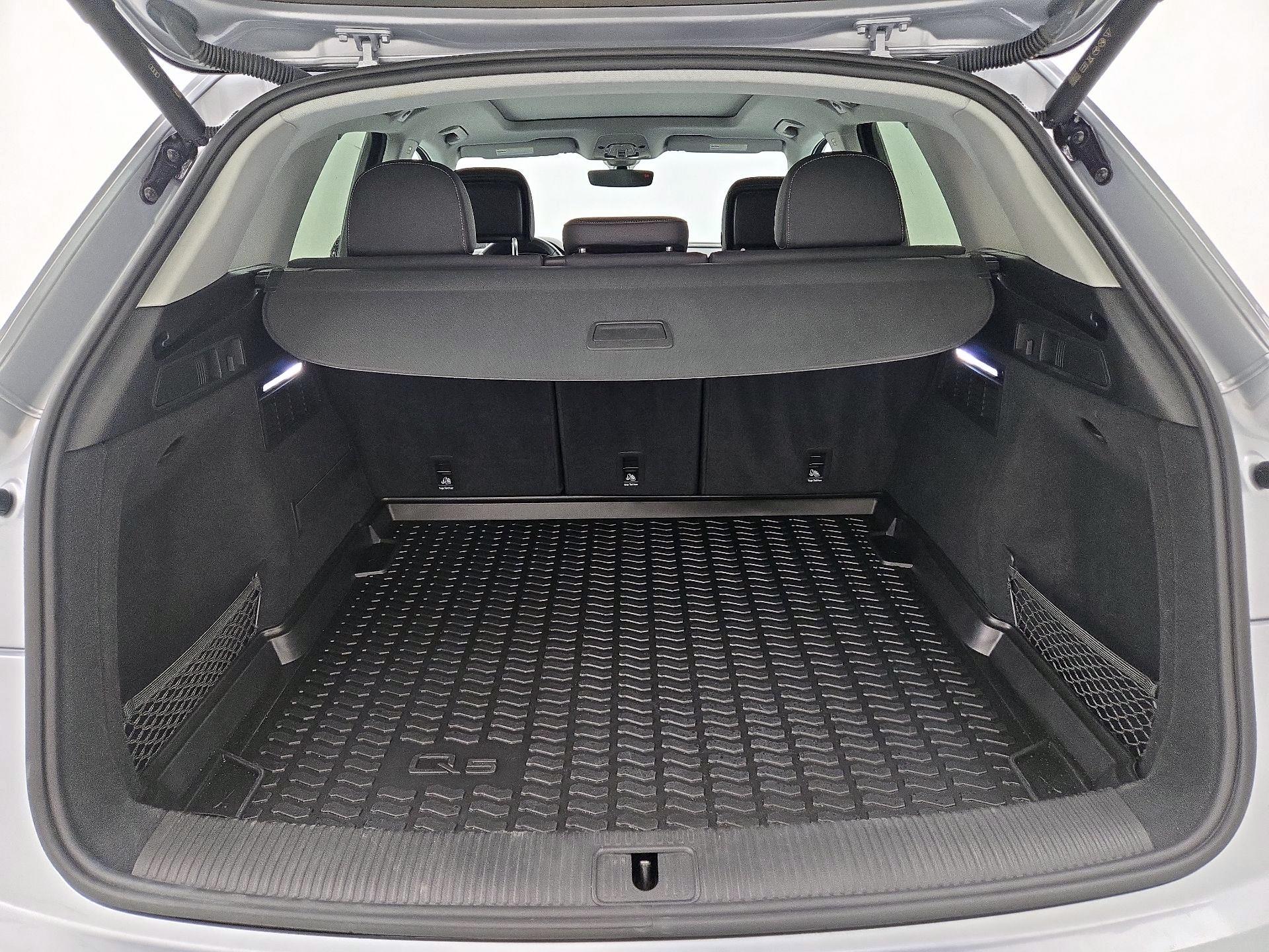 Thumbnail: 2022 Audi Q5 - 19