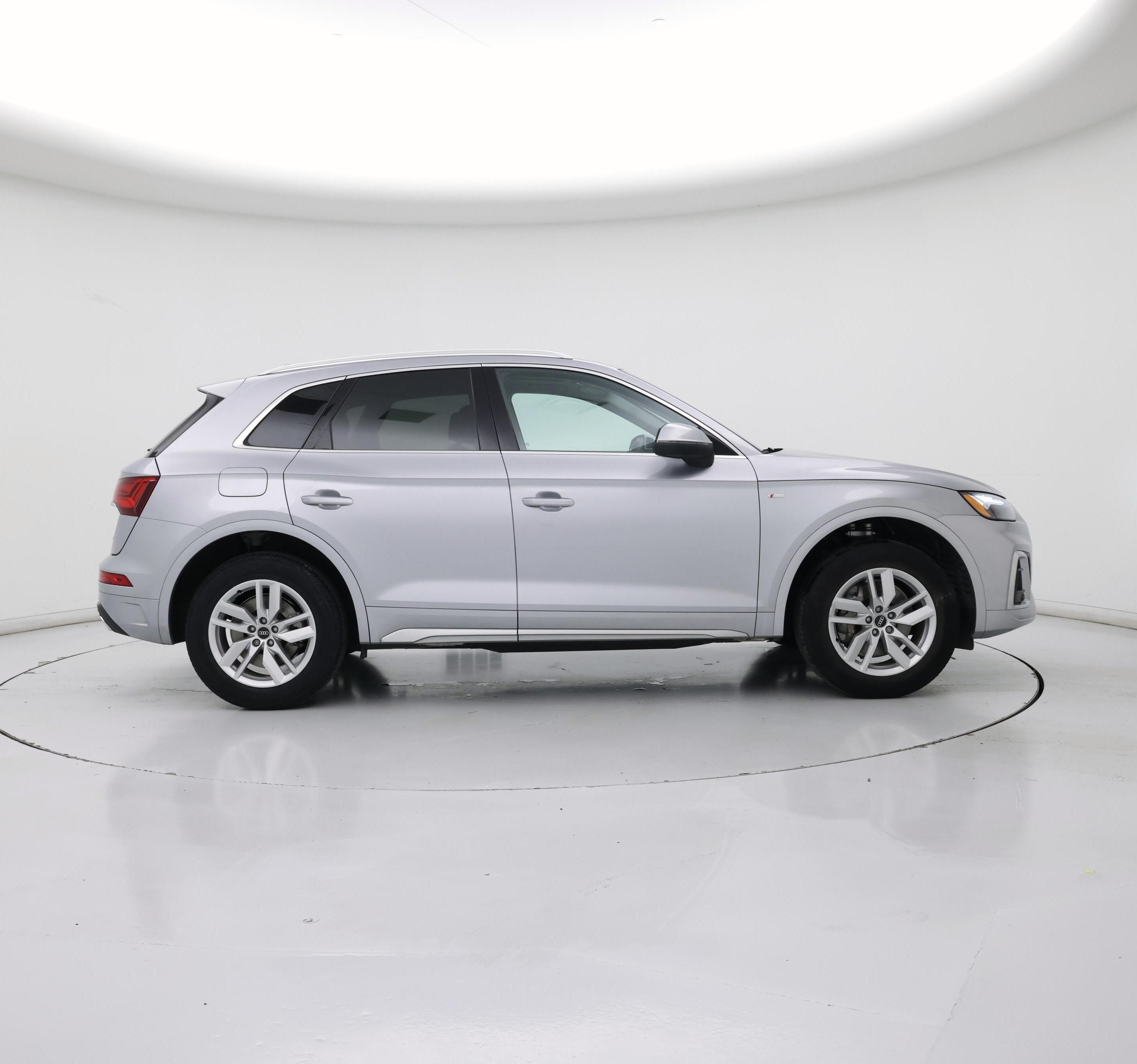 Thumbnail: 2022 Audi Q5 - 7