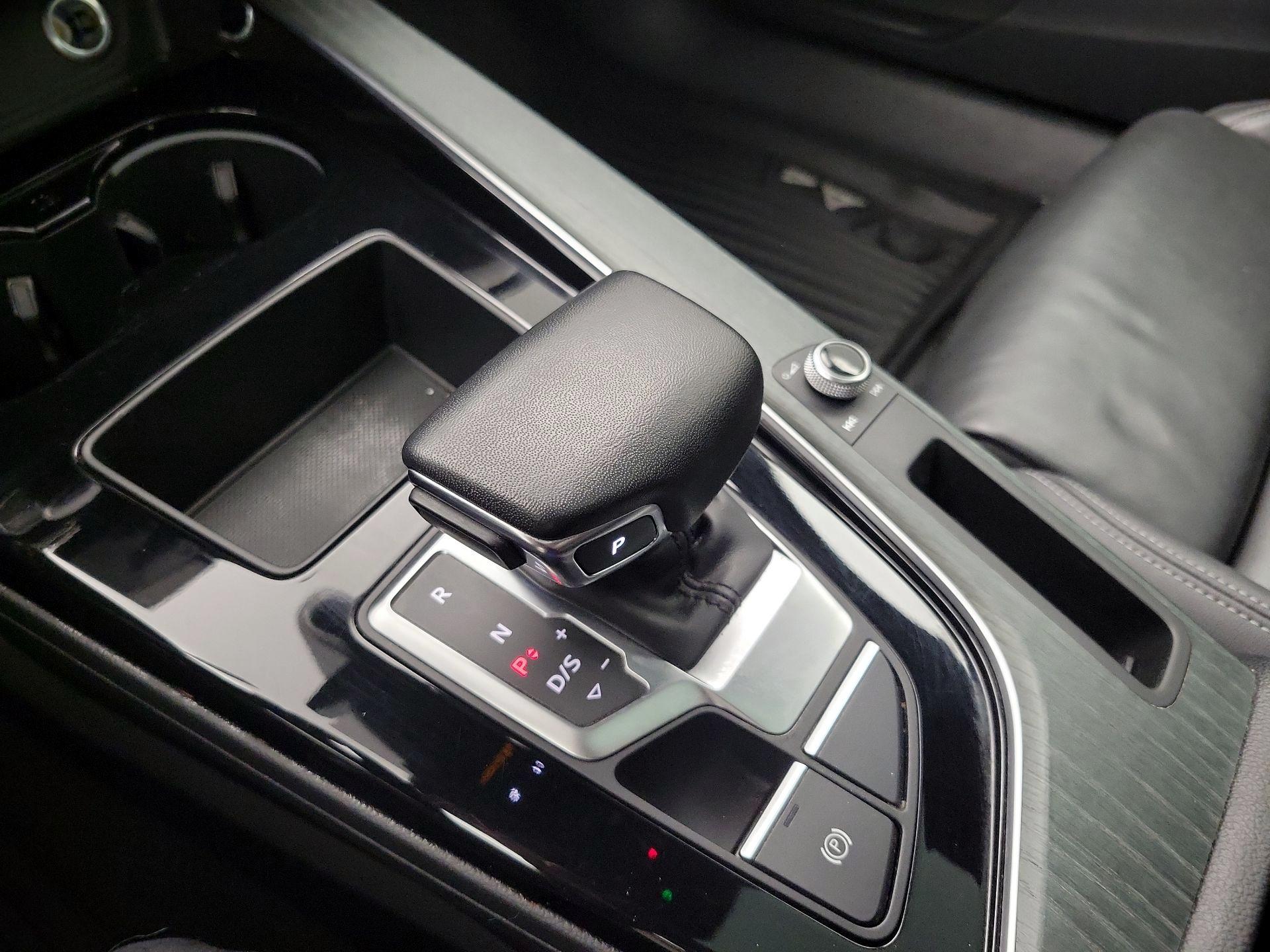 Thumbnail: 2023 Audi A4 - 17