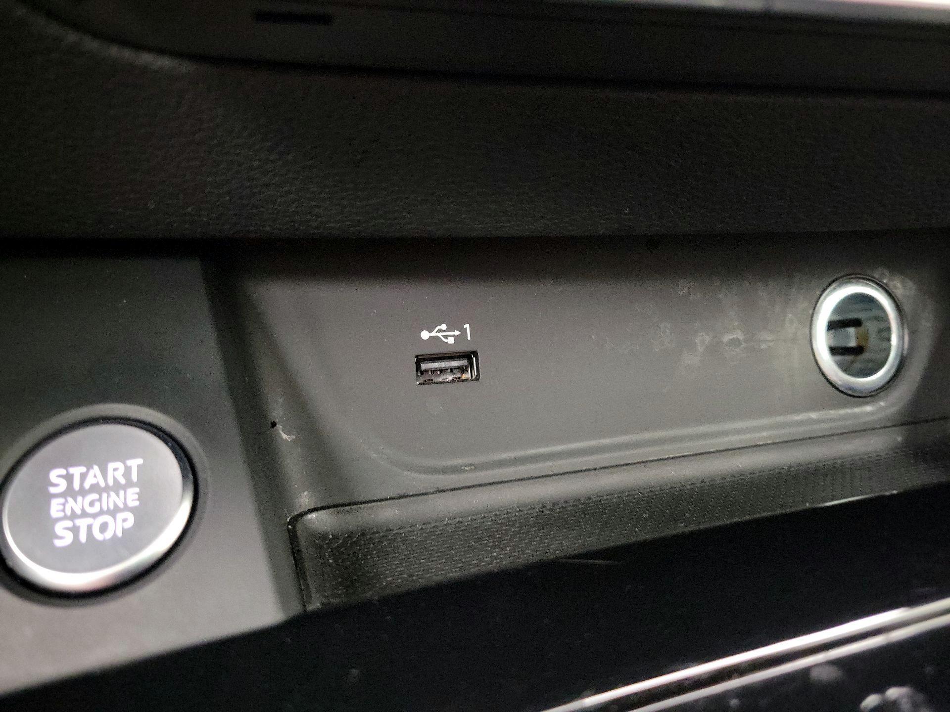 Thumbnail: 2023 Audi A4 - 18