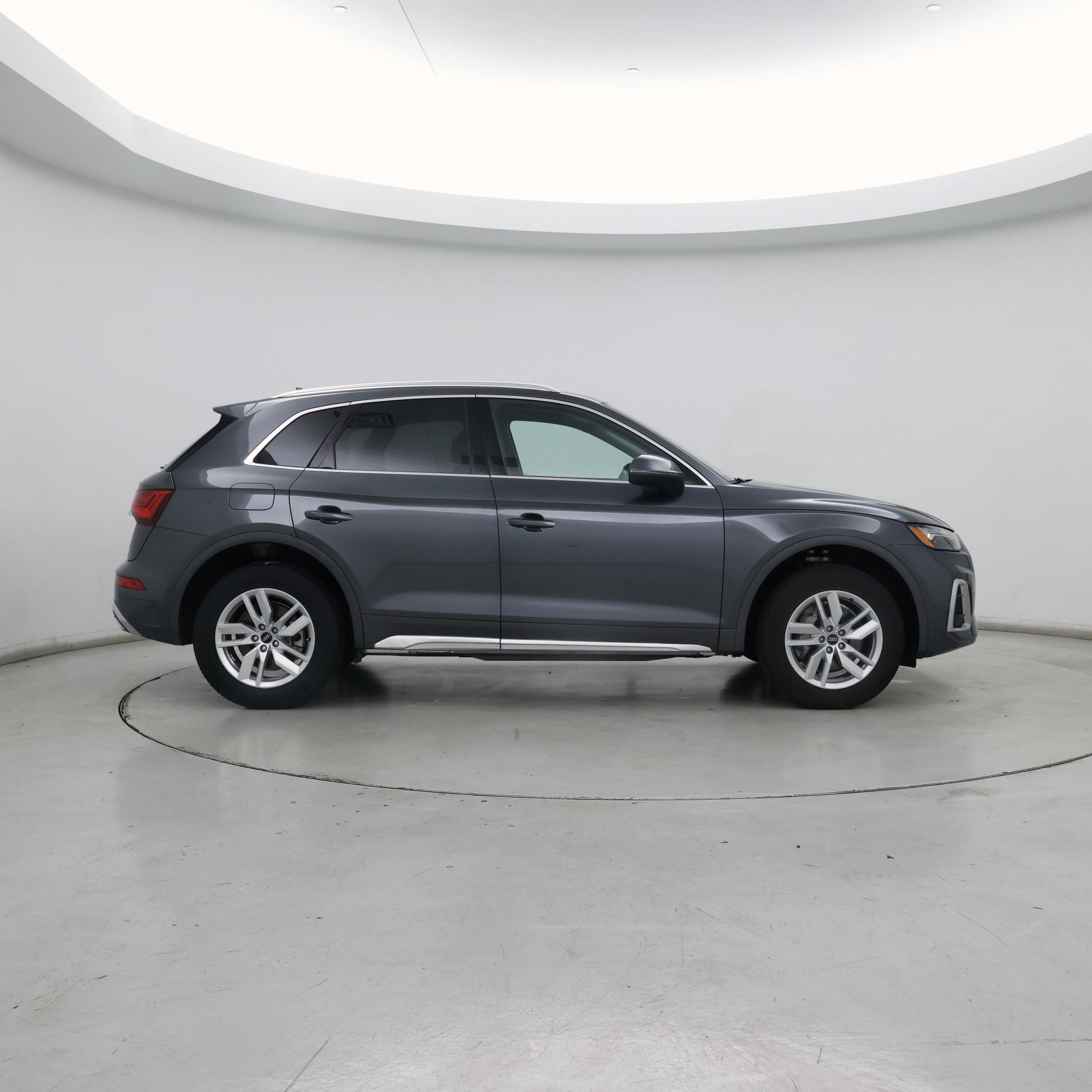 Thumbnail: 2022 Audi Q5 - 7