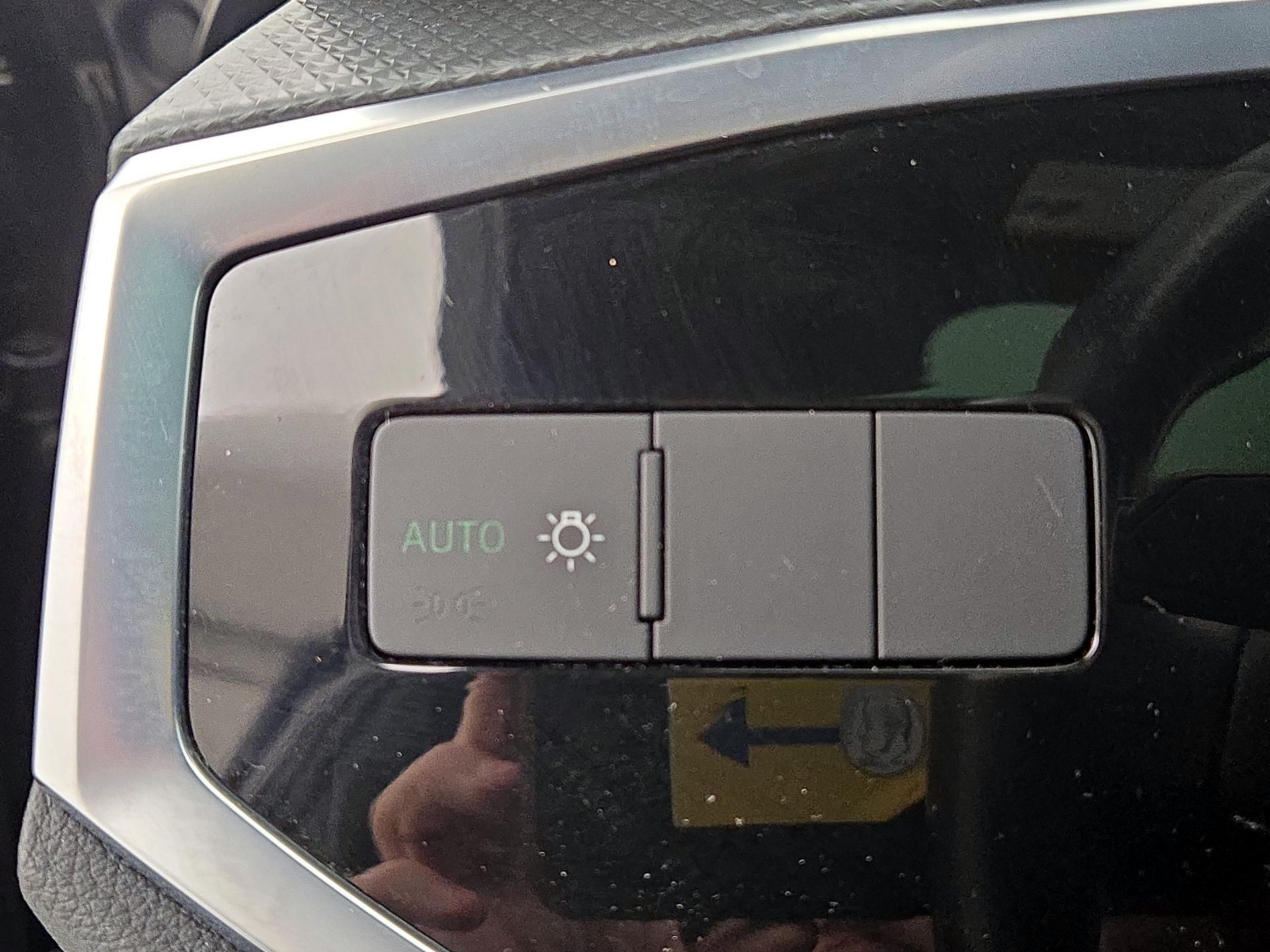 Thumbnail: 2022 Audi Q3 - 13