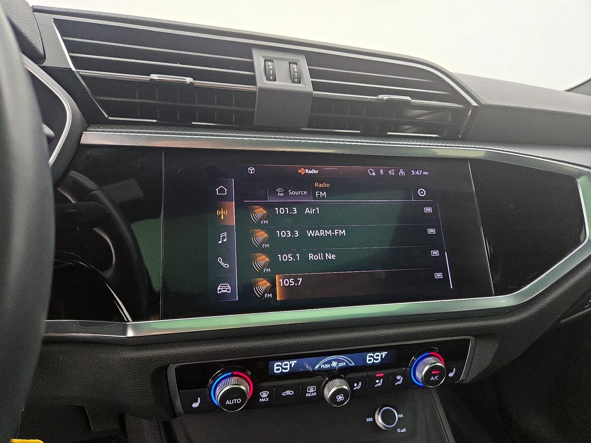 Thumbnail: 2022 Audi Q3 - 15