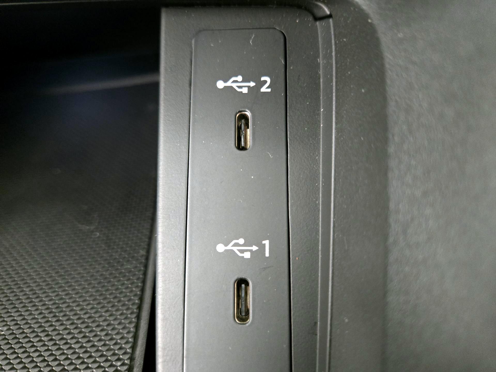 Thumbnail: 2022 Audi Q3 - 18