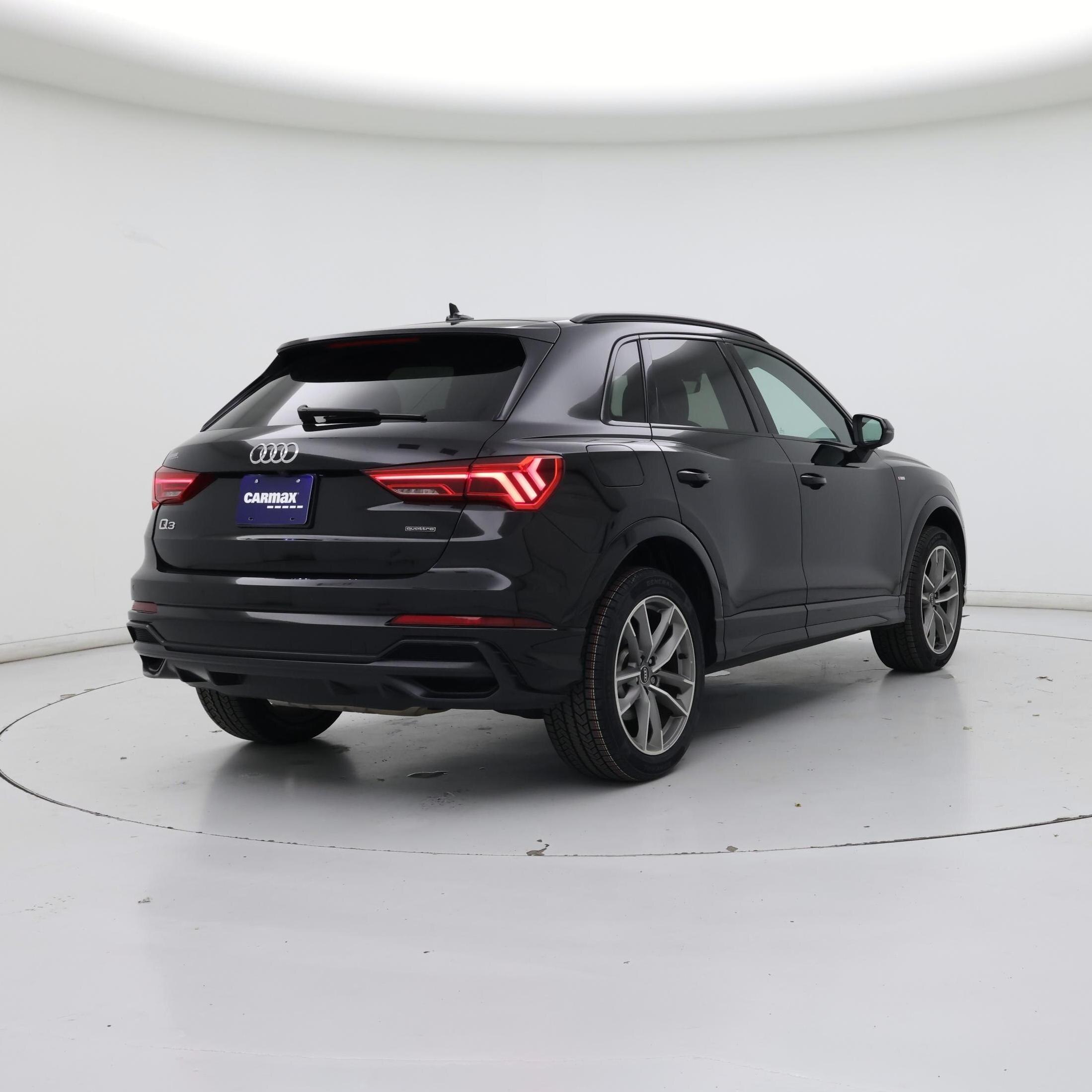 Thumbnail: 2022 Audi Q3 - 8