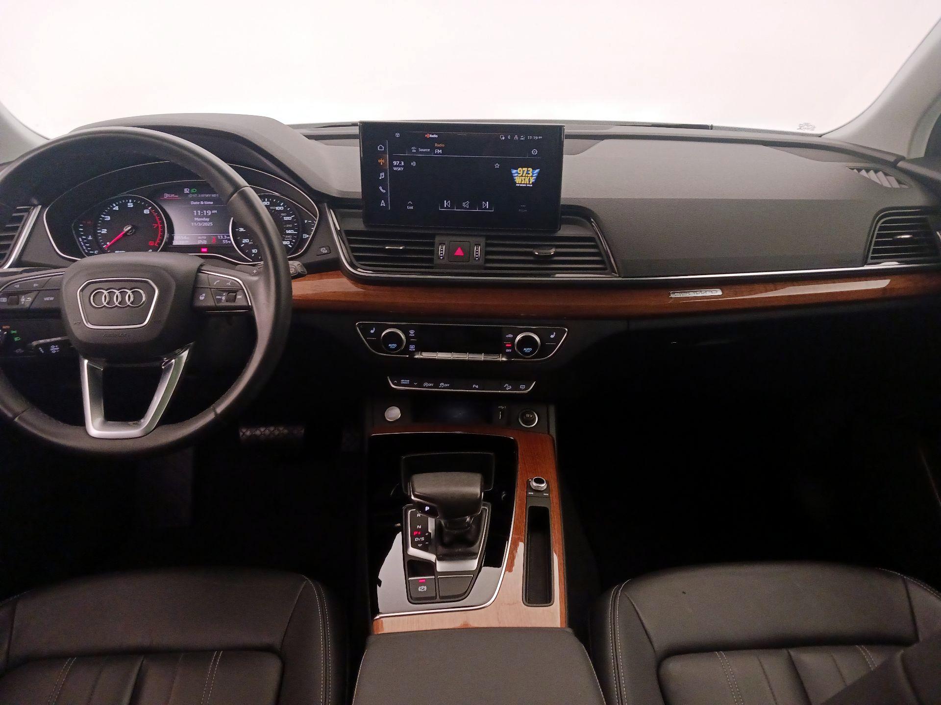 Thumbnail: 2023 Audi Q5 - 9