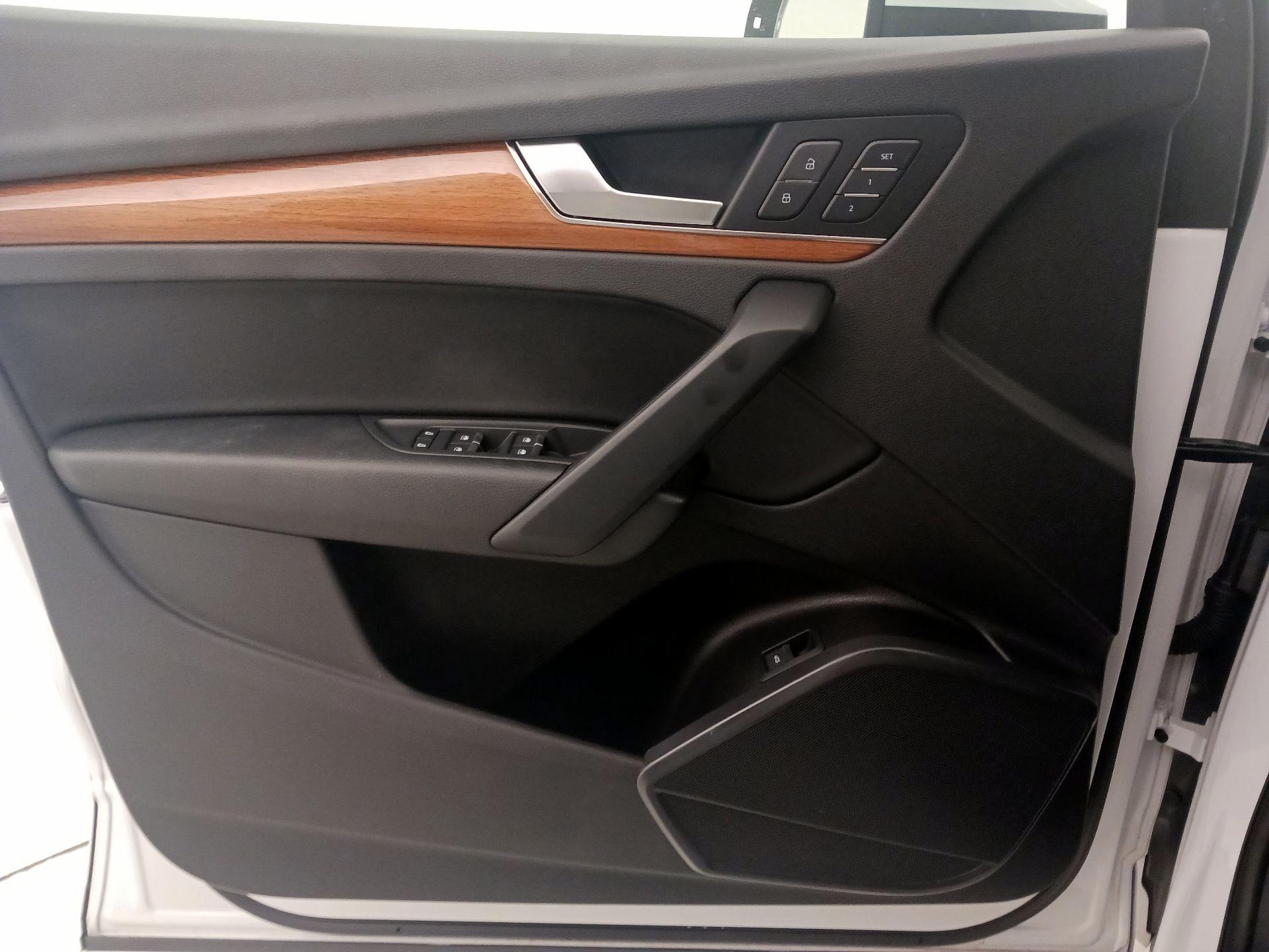 Thumbnail: 2023 Audi Q5 - 12