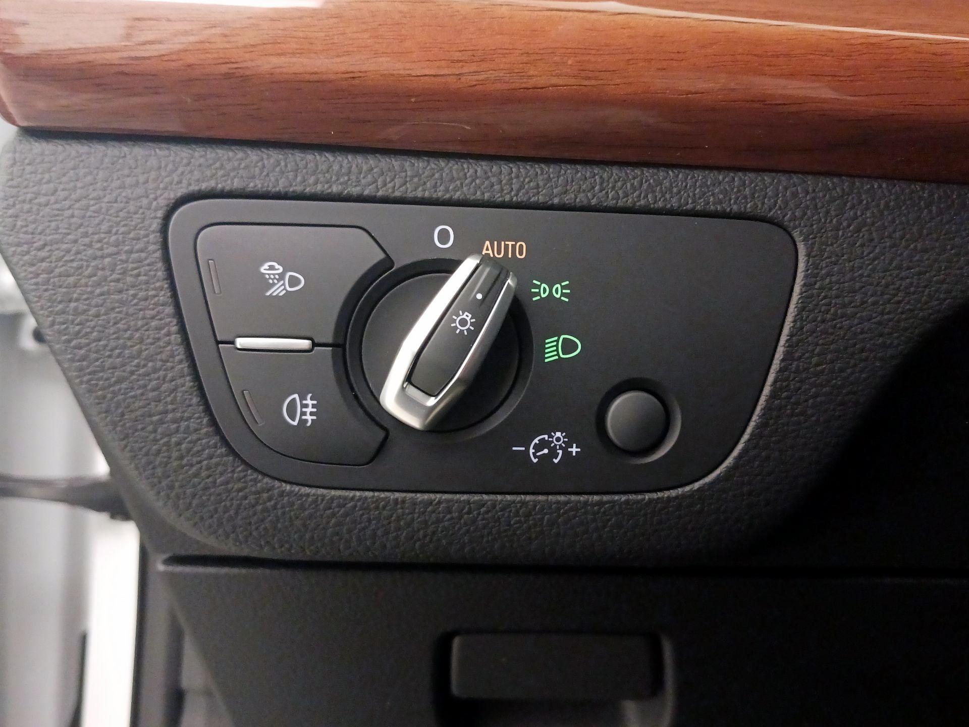 Thumbnail: 2023 Audi Q5 - 13