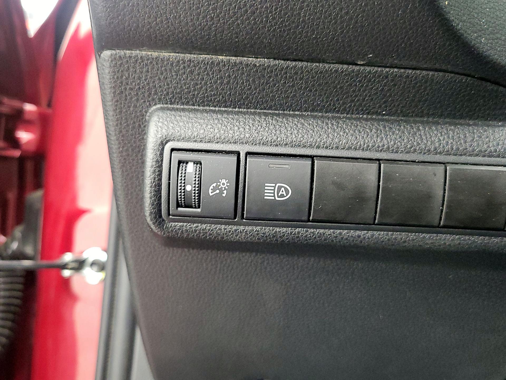 Thumbnail: 2023 Toyota Corolla - 13