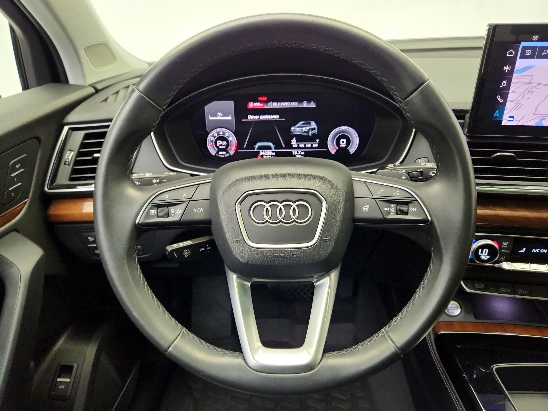 Thumbnail: 2023 Audi Q5 - 10