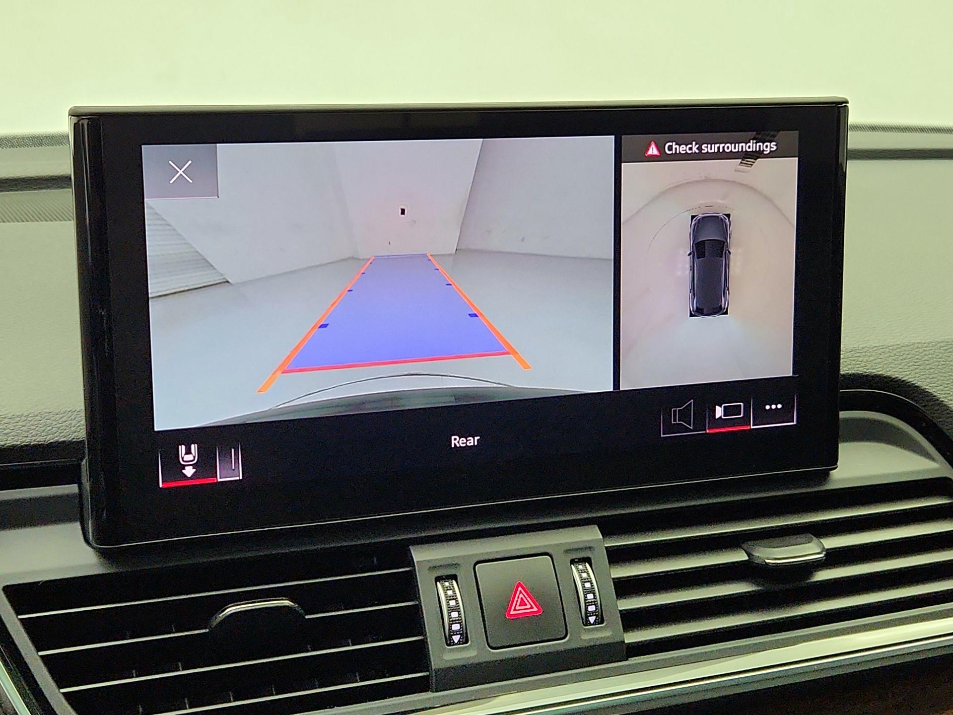 Thumbnail: 2023 Audi Q5 - 15