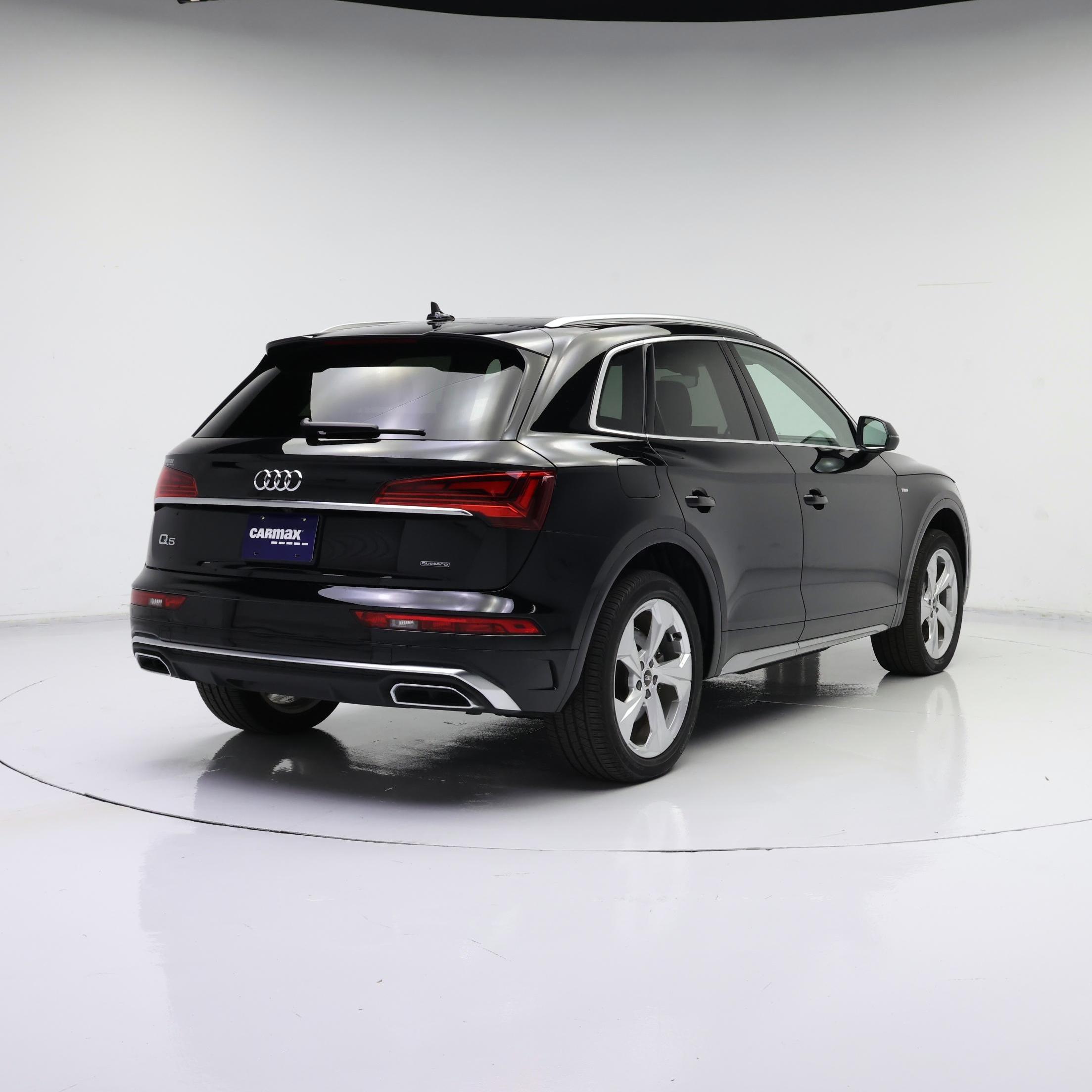 Thumbnail: 2023 Audi Q5 - 8