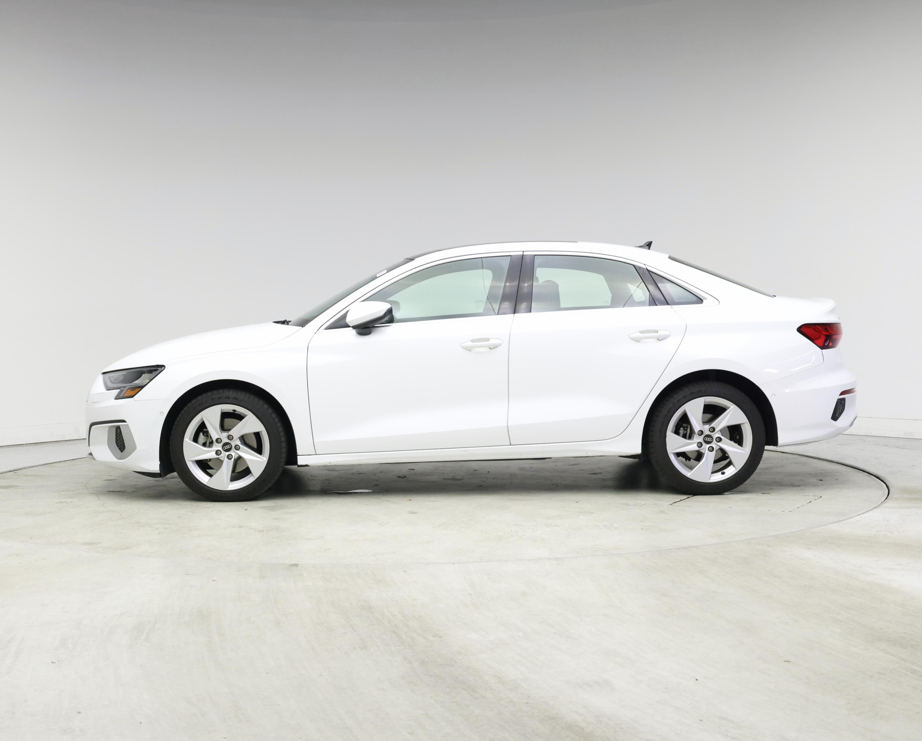 Thumbnail: 2022 Audi A3 - 3