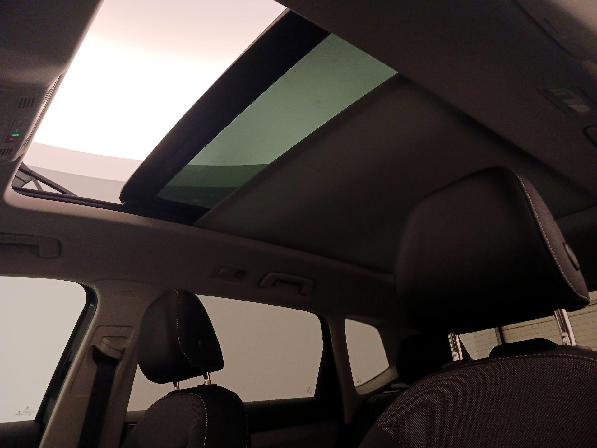 Thumbnail: 2022 Volkswagen Taos - 19