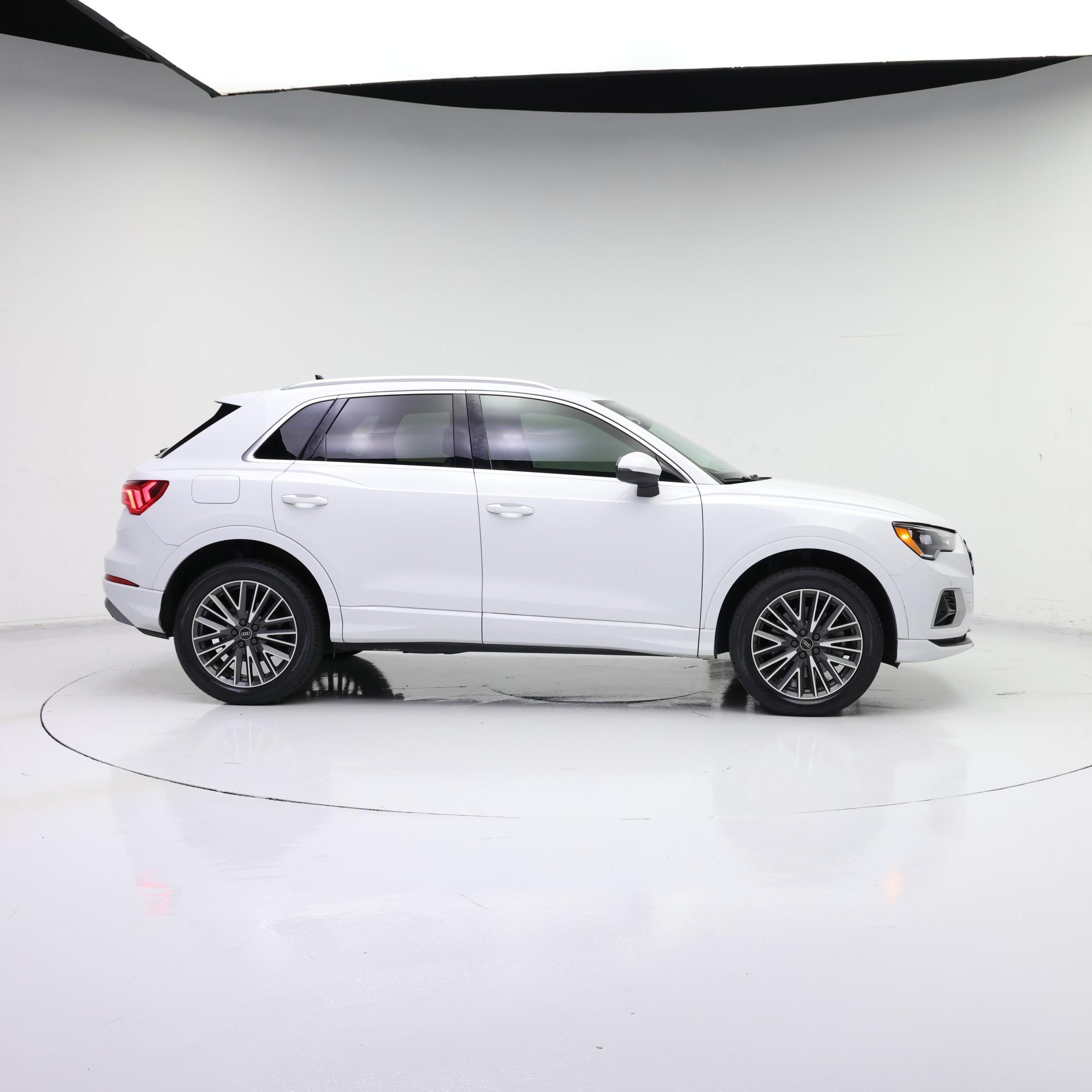 Thumbnail: 2022 Audi Q3 - 7