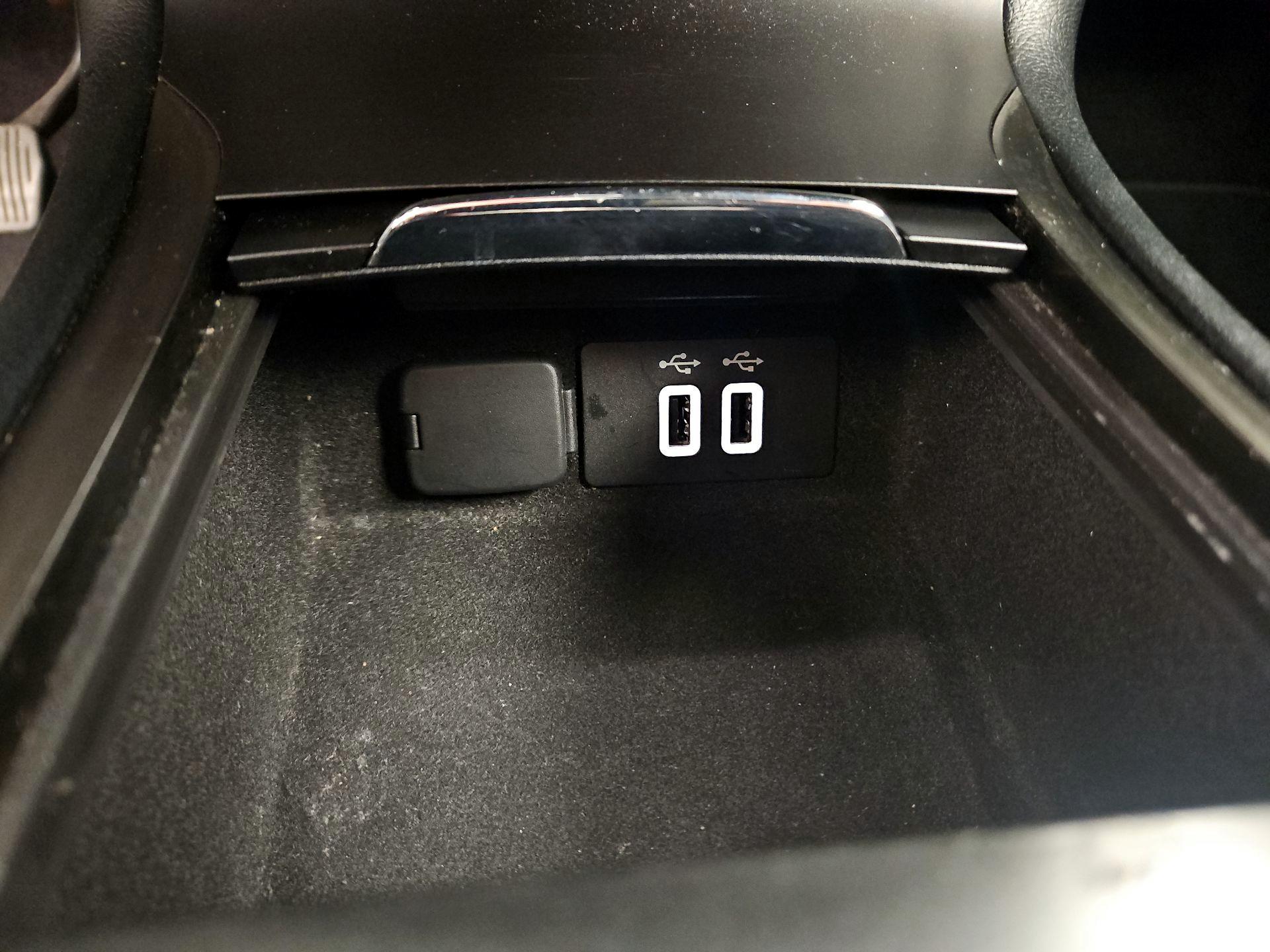 Thumbnail: 2019 Lincoln MKC - 19