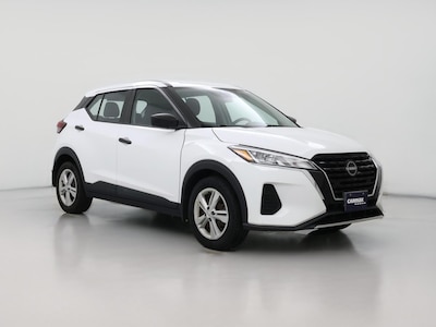 White 2022 Nissan Kicks S