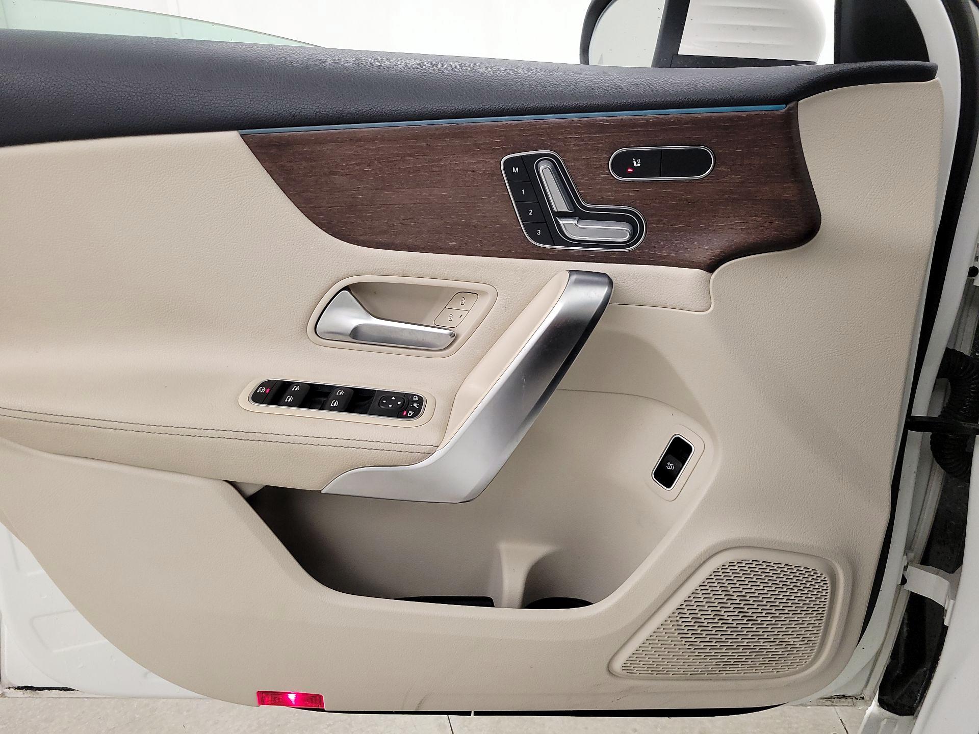 Thumbnail: 2022 Mercedes-Benz A-Class - 12